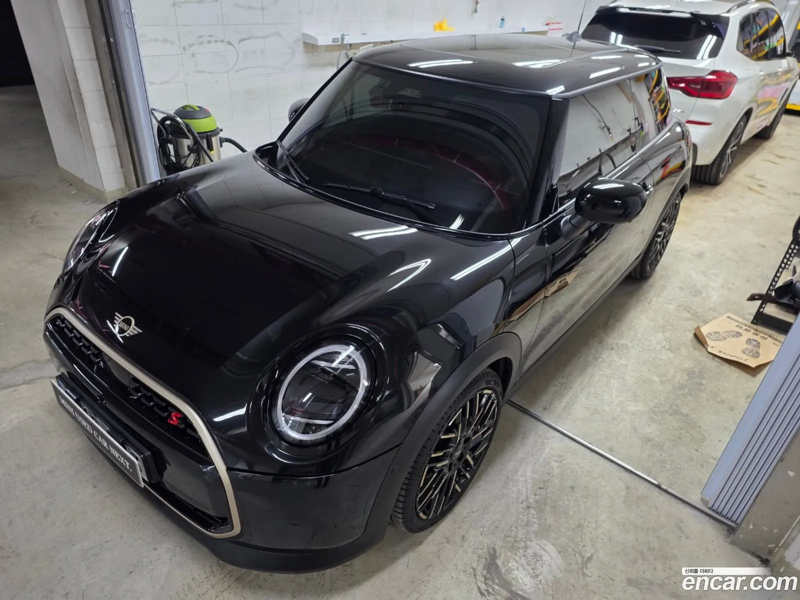 Mini Cooper S 2024 — 5
