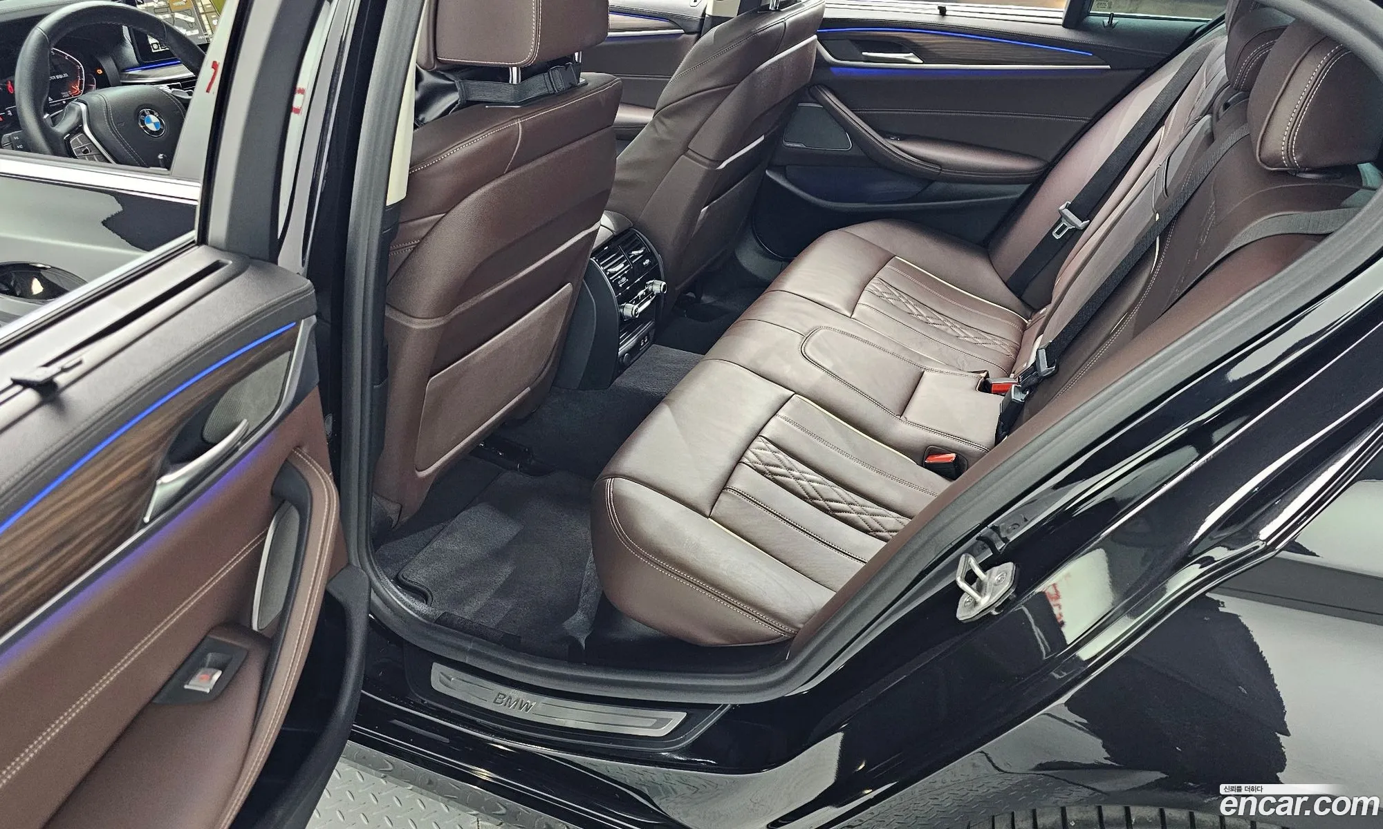 BMW 5 Series 2022 — 18