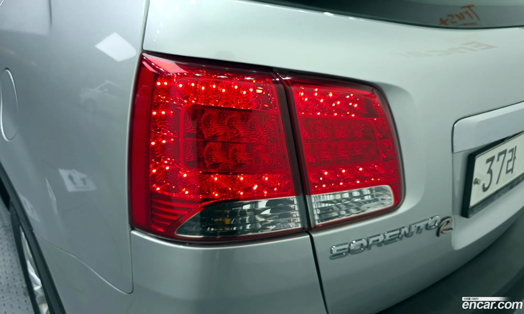 Kia Sorento R 2011 — 2