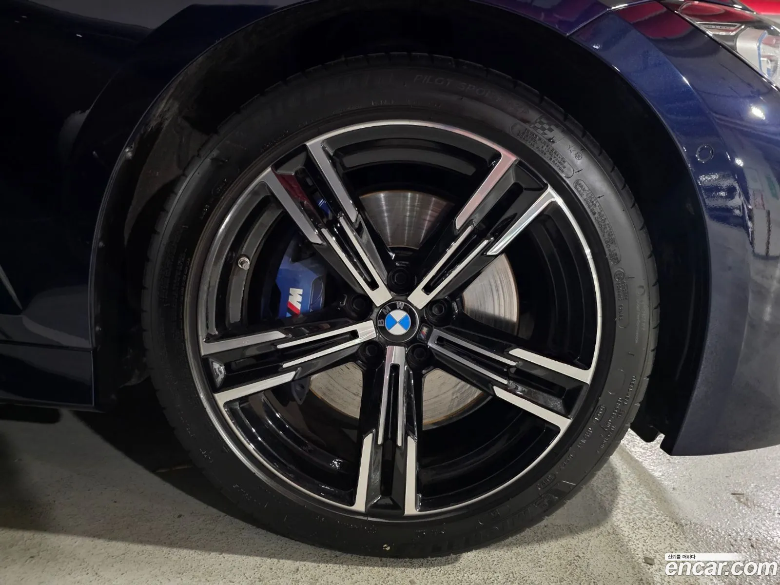 BMW 3 Series 2025 — 13