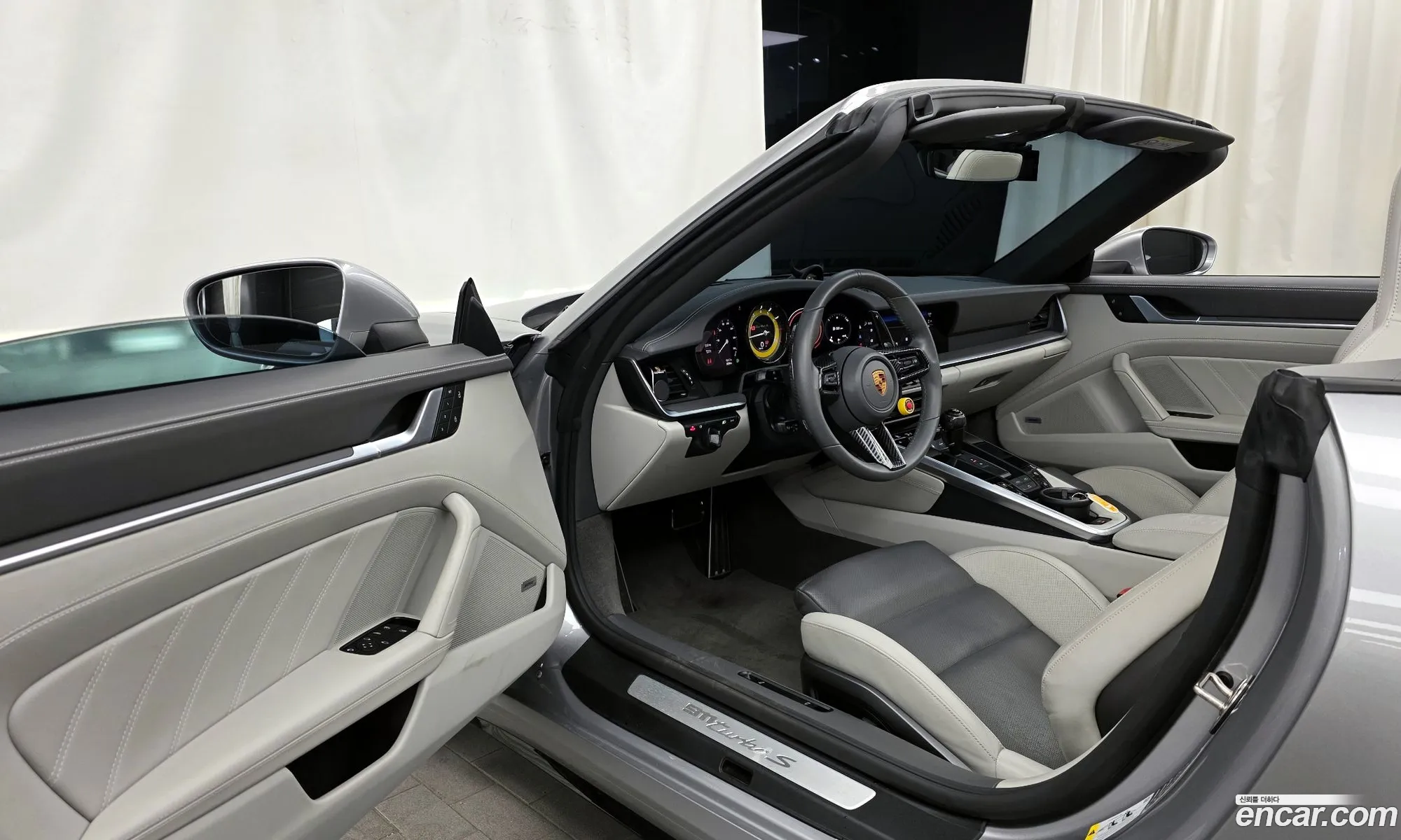 Porsche 911 2022 — 35
