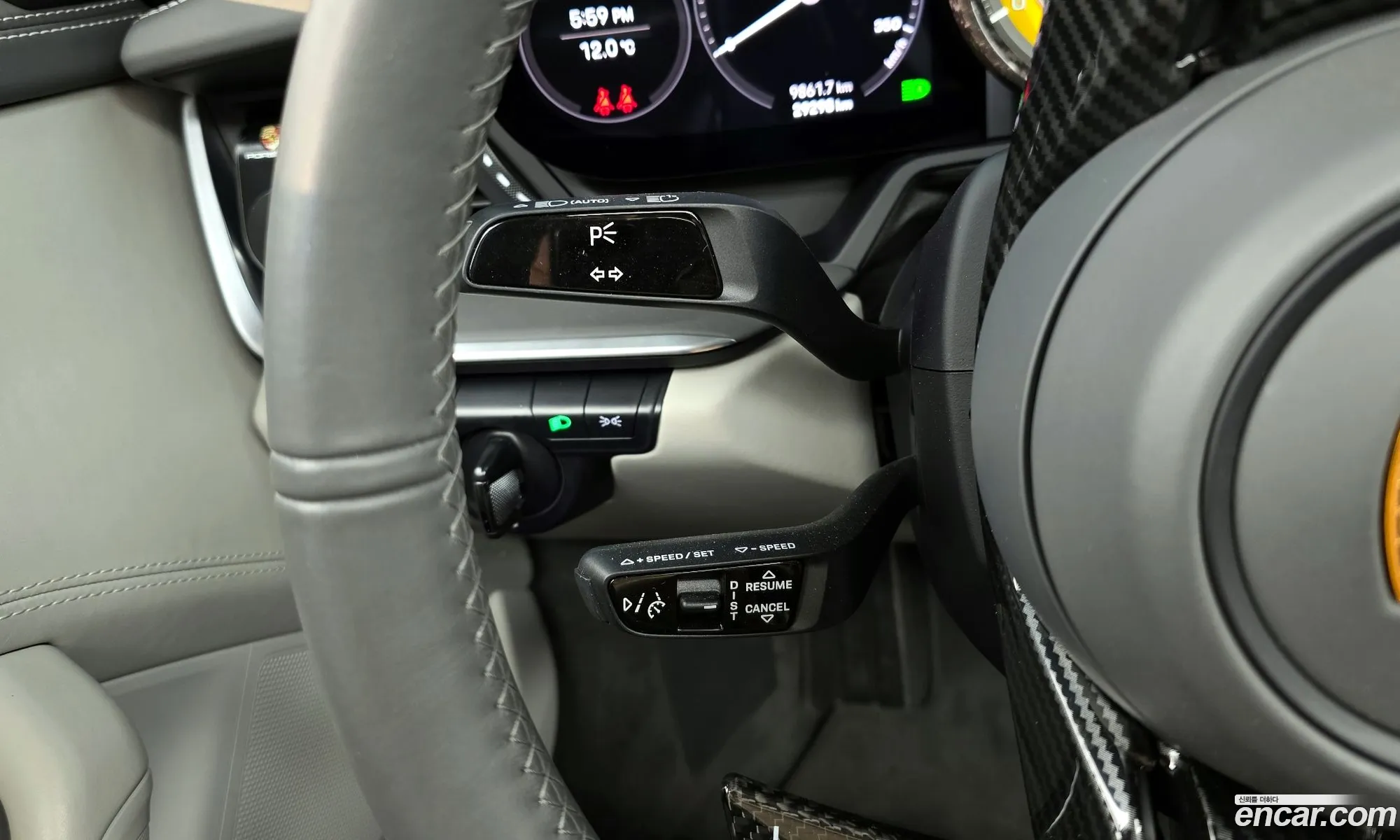 Porsche 911 2022 — 19