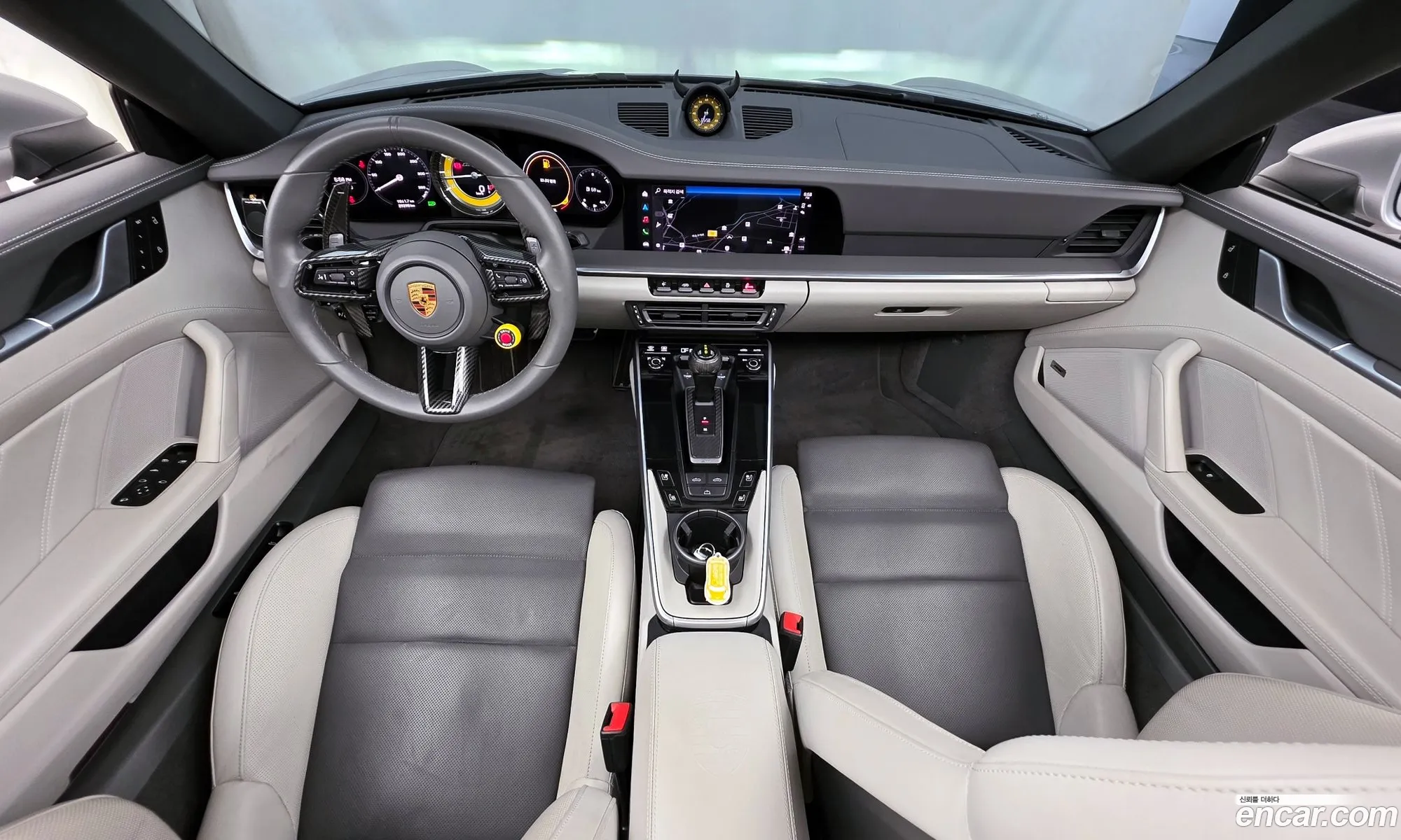 Porsche 911 2022 — 34
