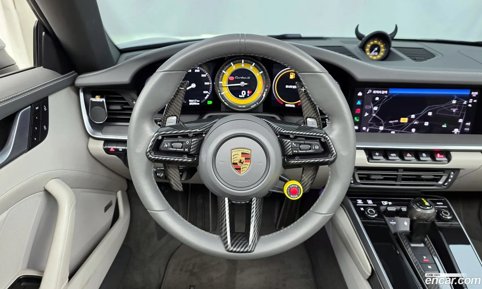 Porsche 911 2022 — 12