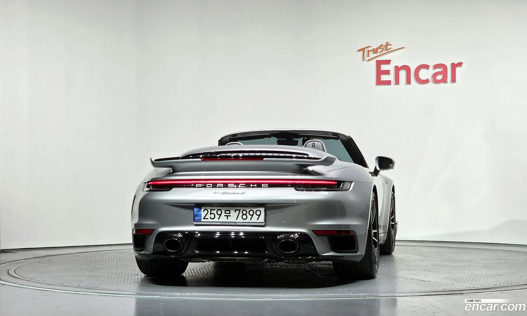 Porsche 911 2022 — 33