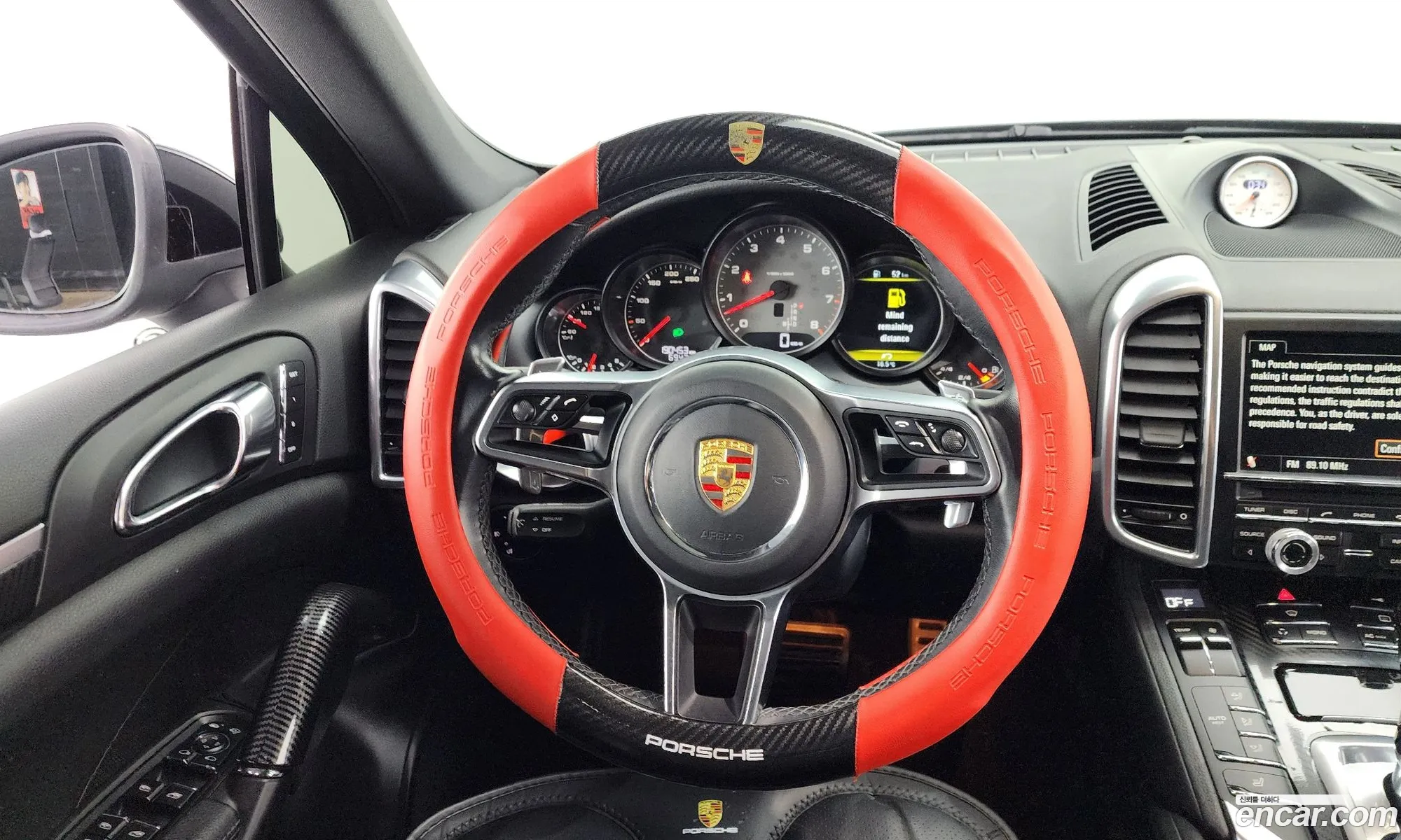 Porsche Cayenne 2011 — 14