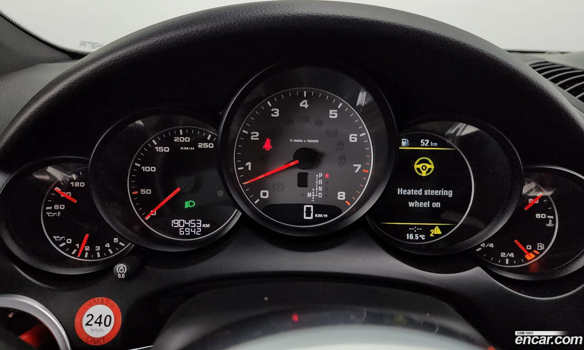 Porsche Cayenne 2011 — 10