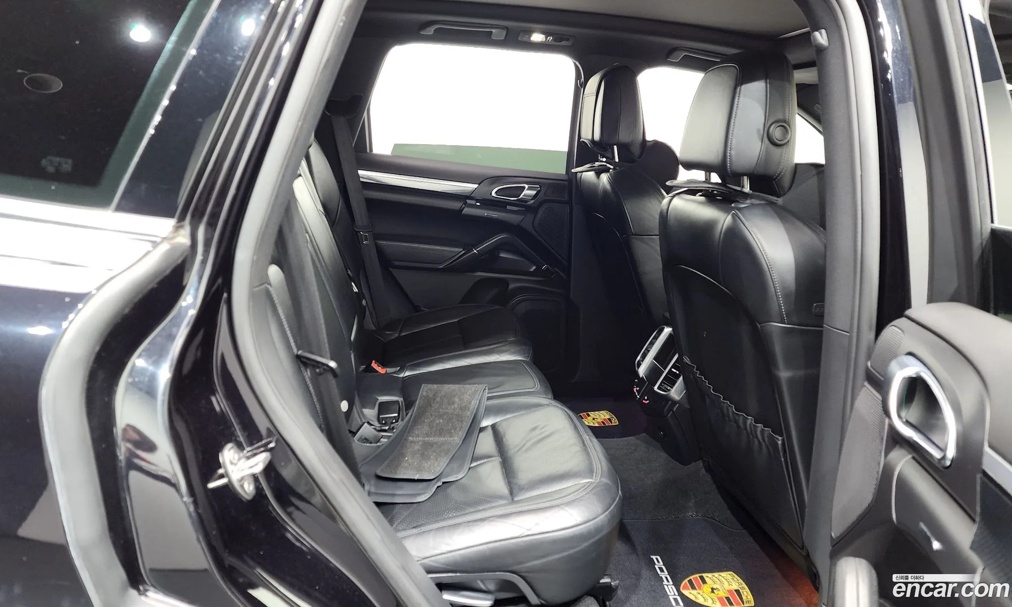 Porsche Cayenne 2011 — 8
