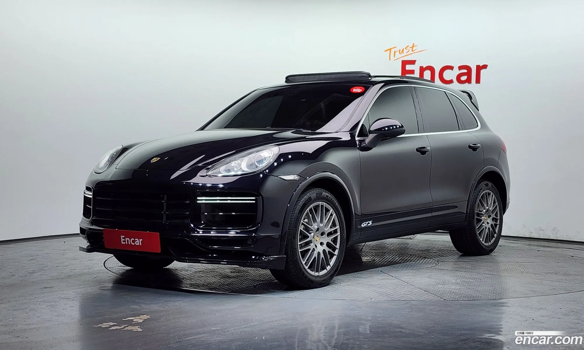 Porsche Cayenne 2011 — 16