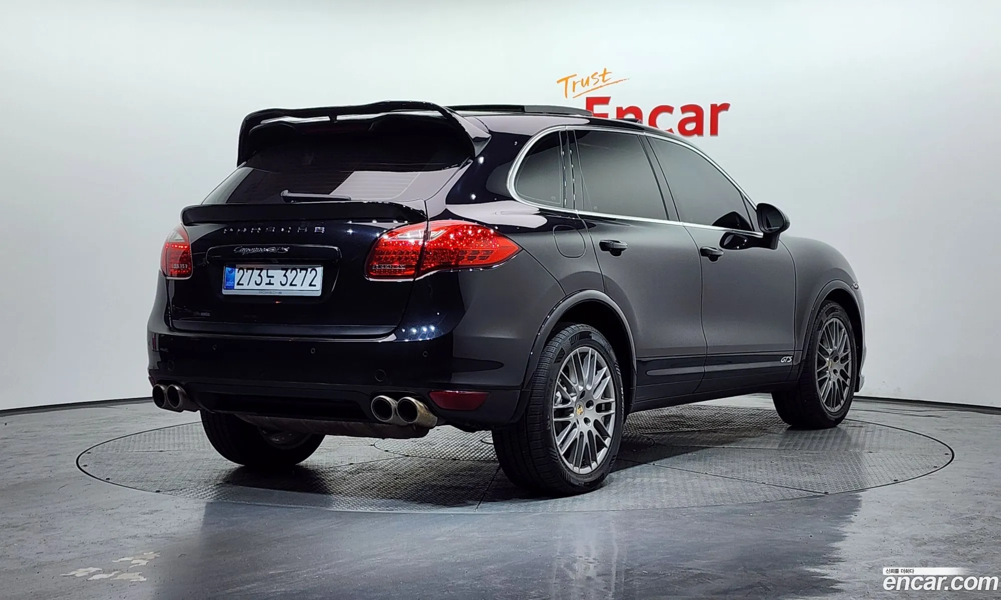Porsche Cayenne 2011 — 12
