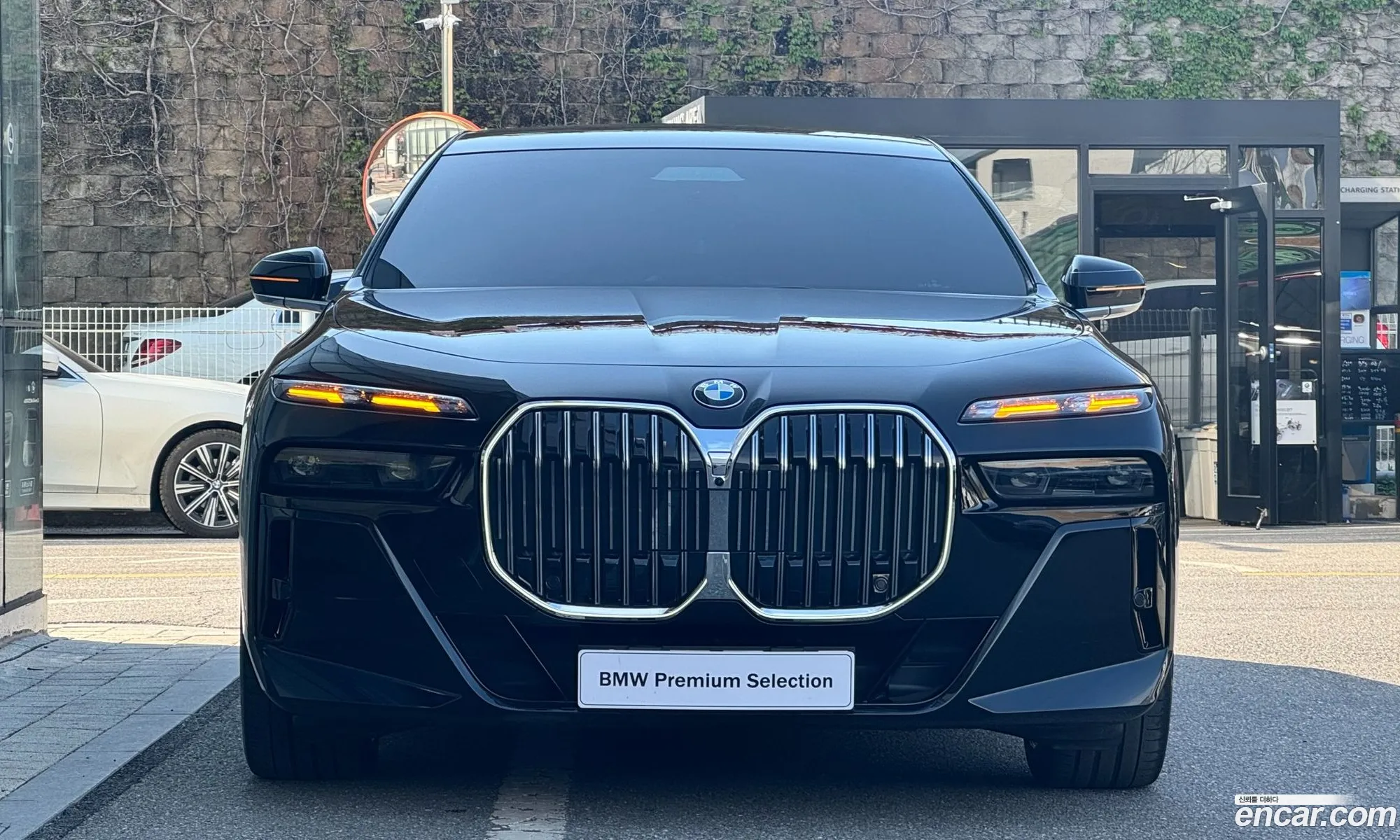 BMW 7 Series 2023 — 18