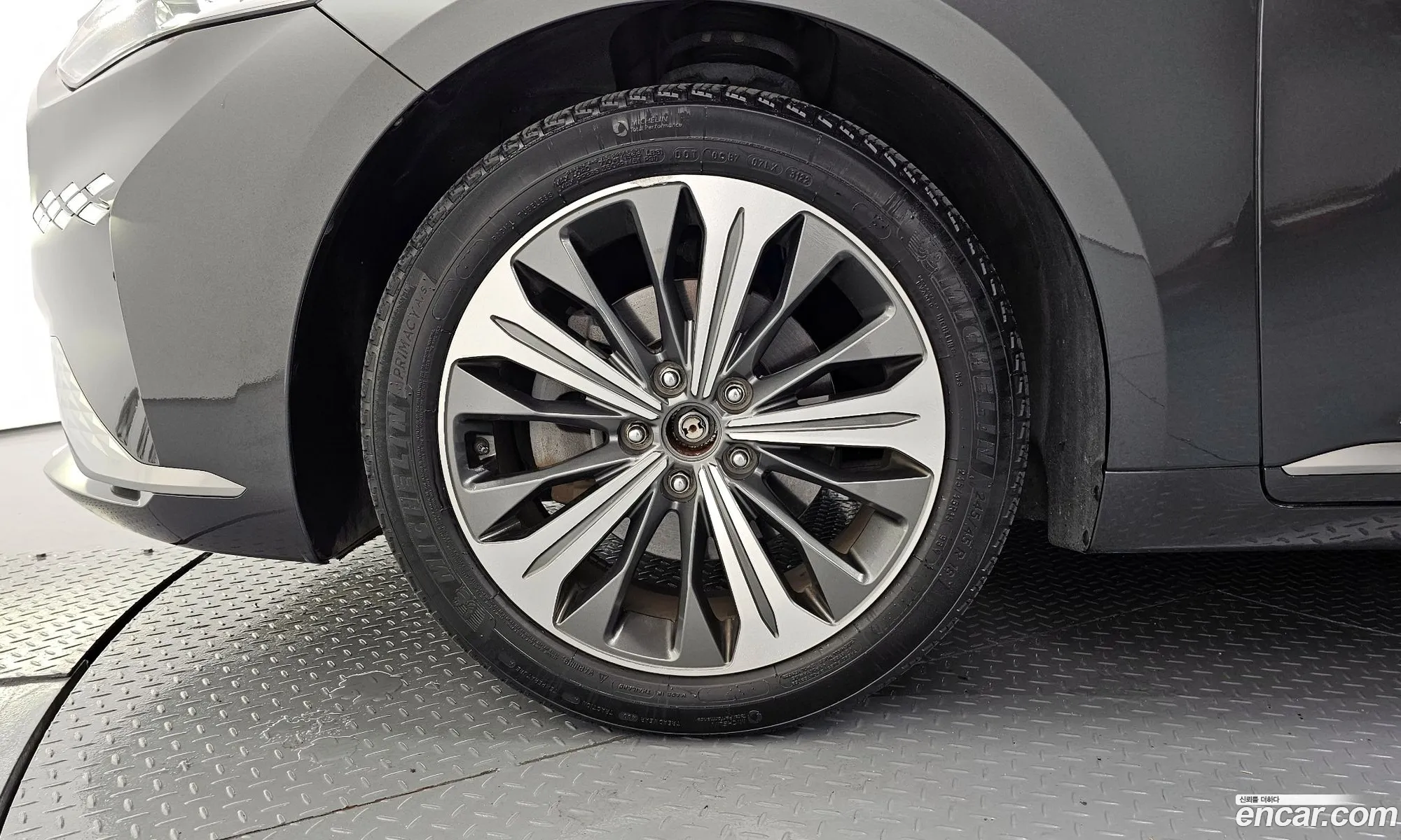 Kia K8 Hybrid 2021 — 5