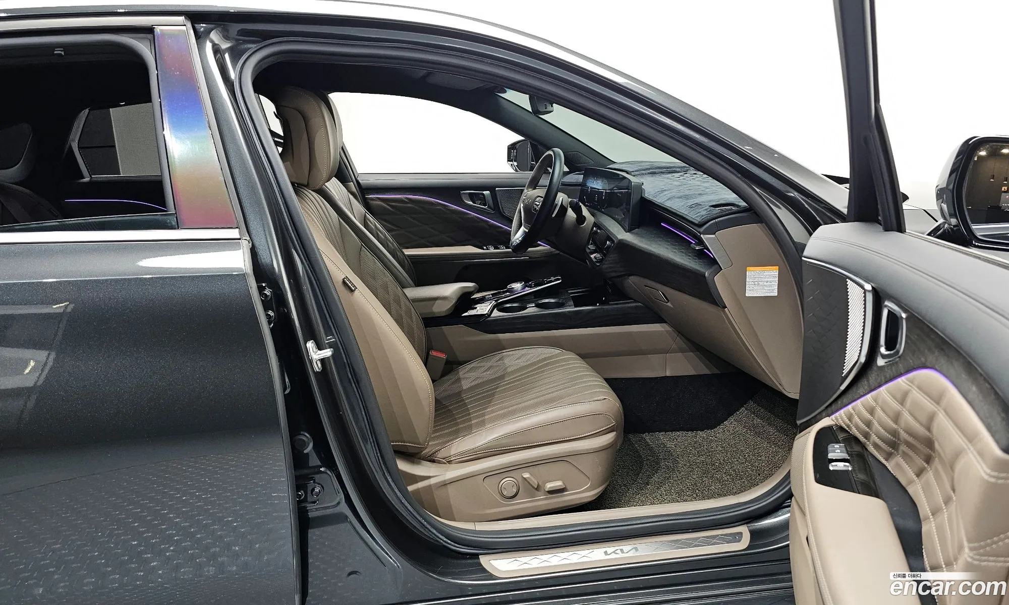 Kia K8 Hybrid 2021 — 16