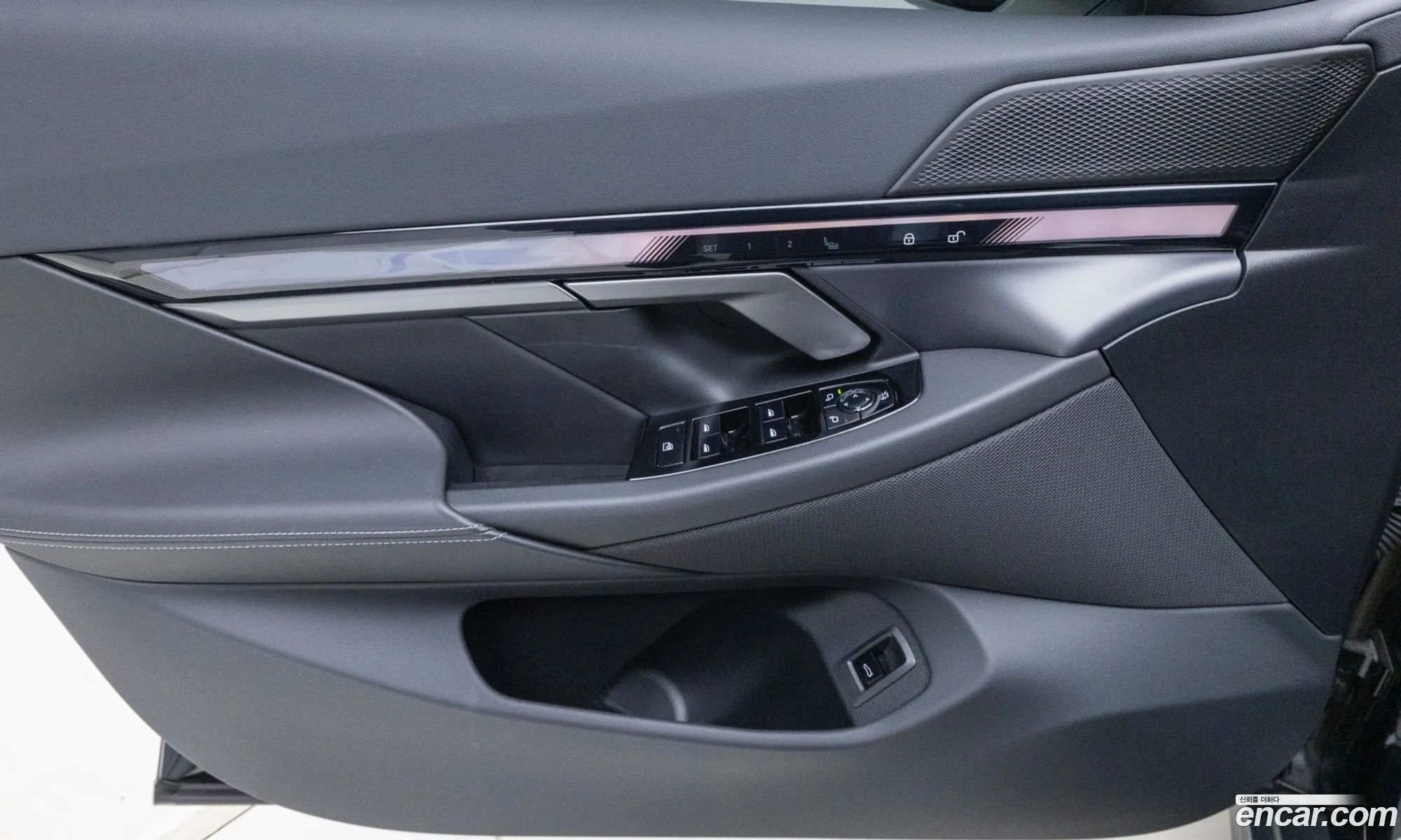 BMW 5 Series 2025 — 7