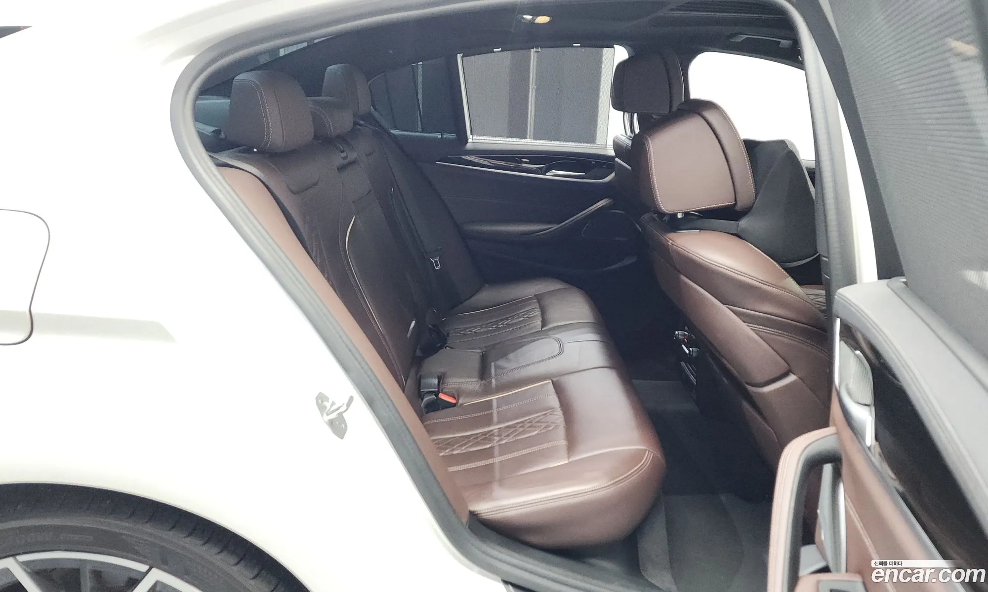 BMW 5 Series 2022 WBA71BH0XNWX81882 — 7