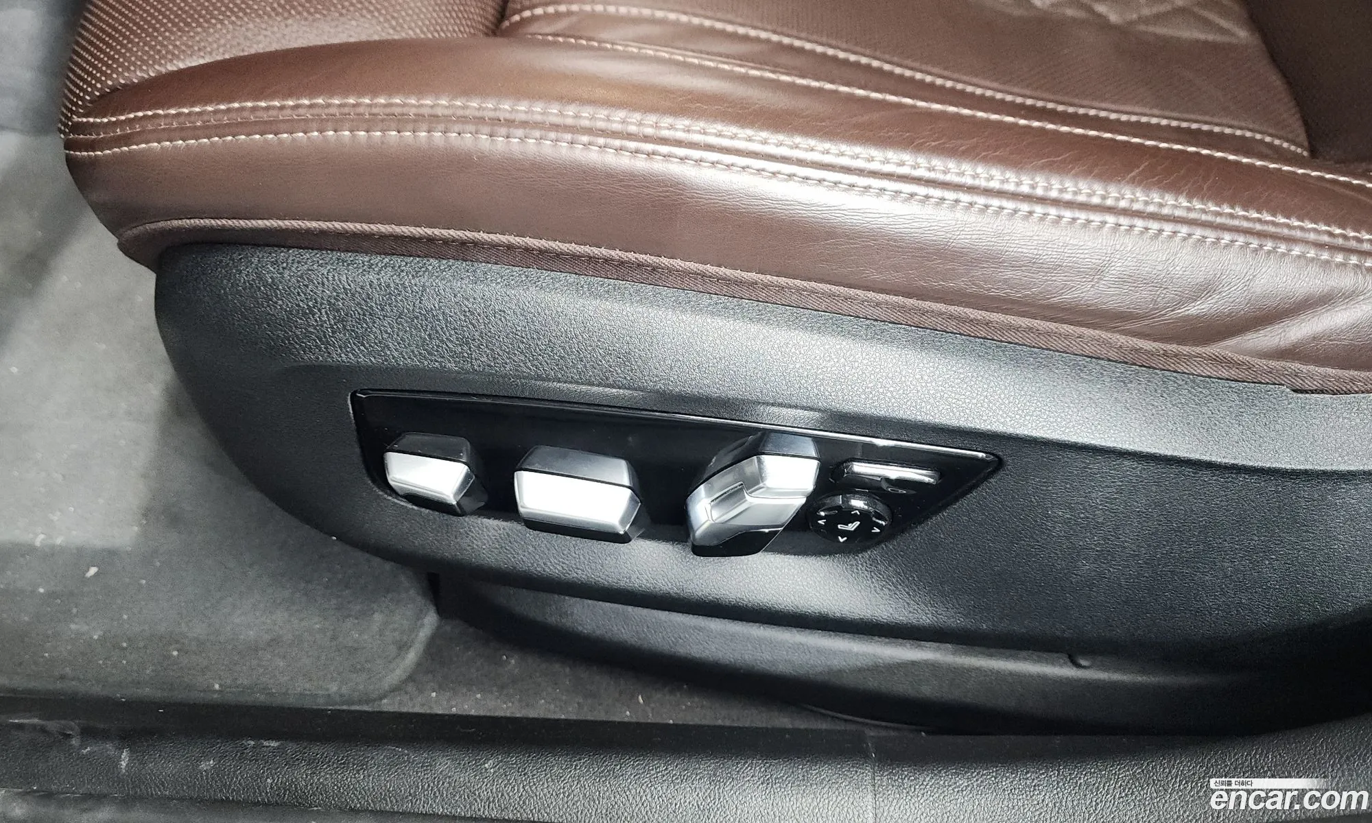 BMW 5 Series 2022 WBA71BH0XNWX81882 — 35