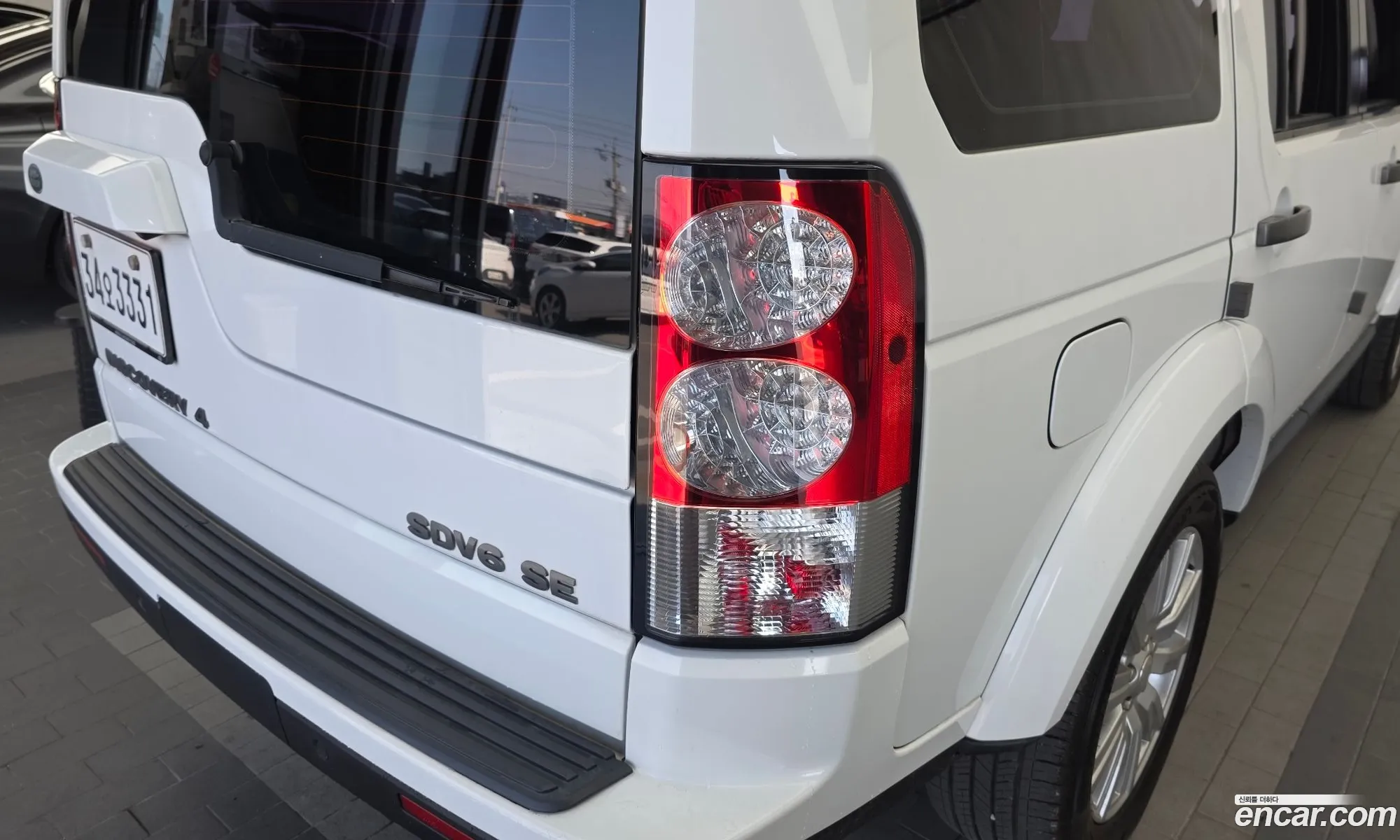 Land Rover Discovery 4 2013 SALLAAAG6DA694066 — 25