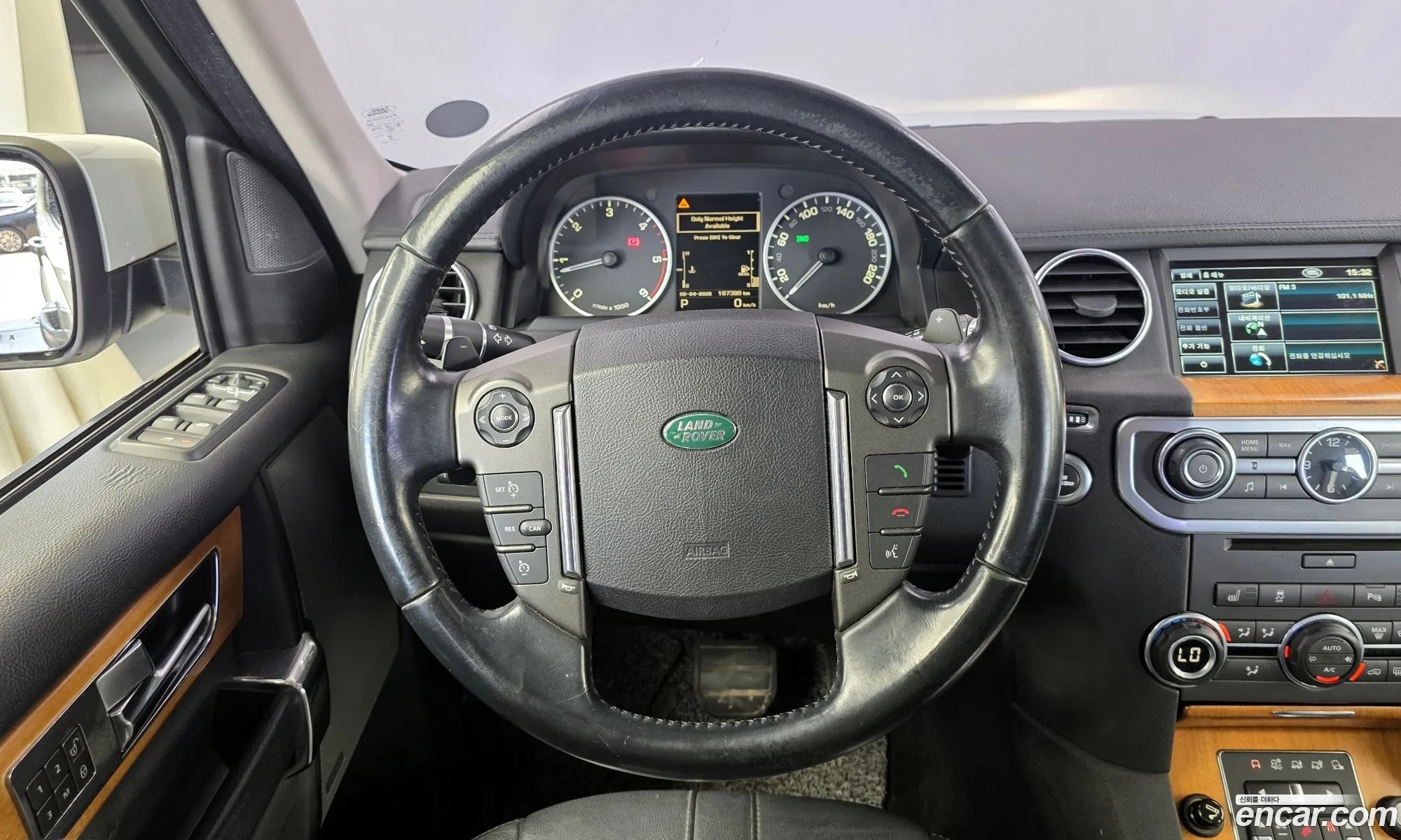 Land Rover Discovery 4 2013 SALLAAAG6DA694066 — 22