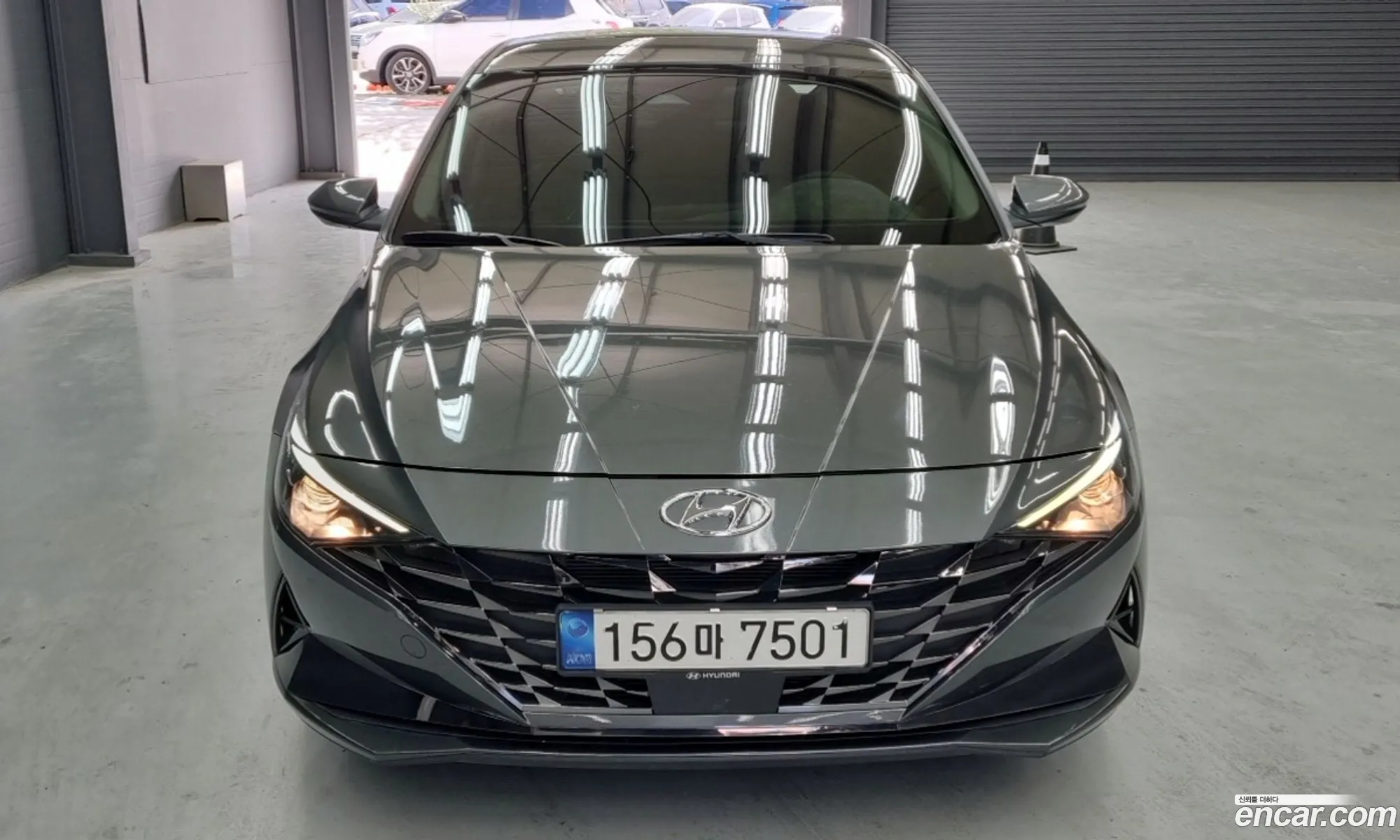 Hyundai Elantra Hybrid 2021 — 3