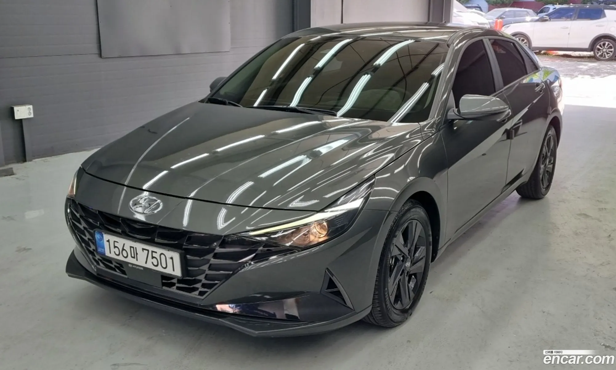 Hyundai Elantra Hybrid 2021 — 4