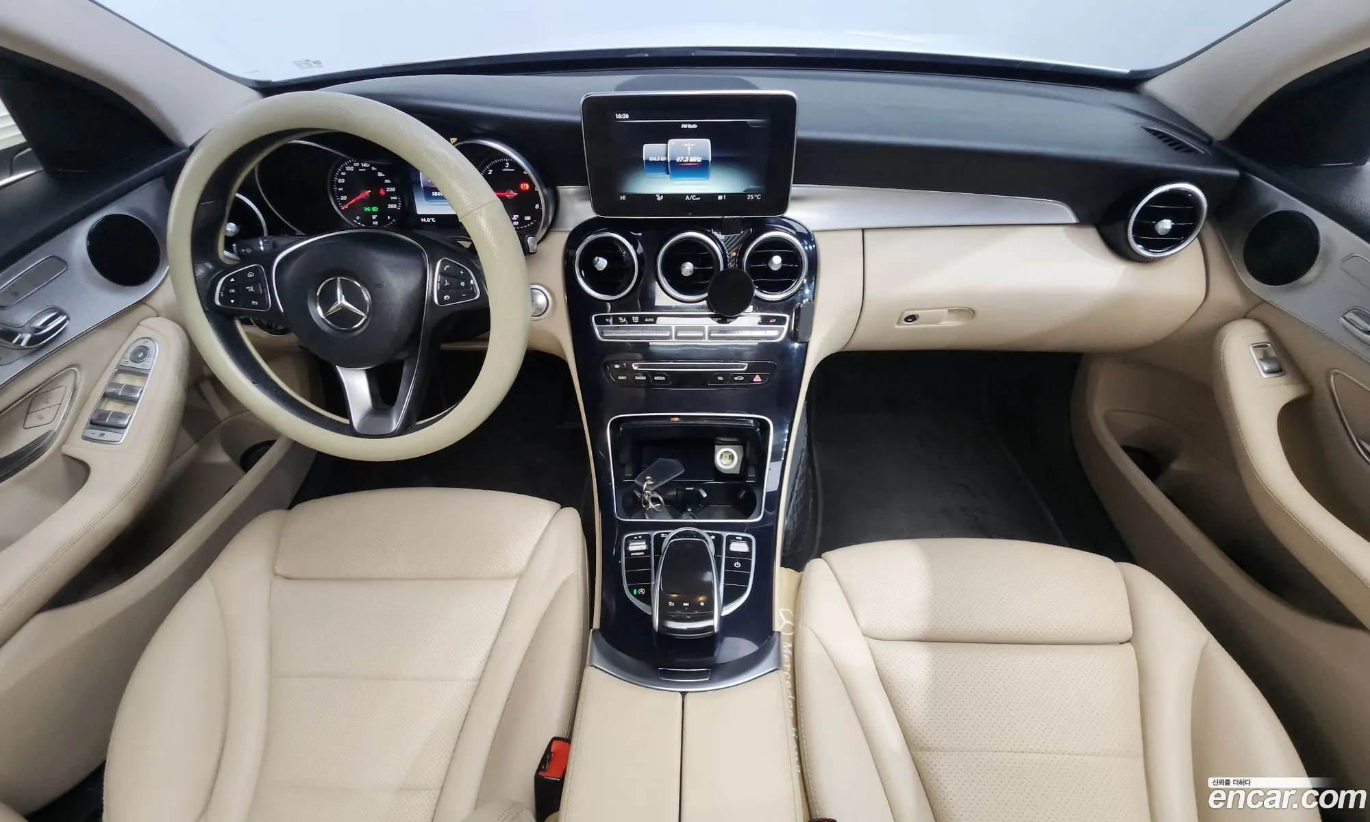 Mercedes-Benz C-Class W205 2017 — 13
