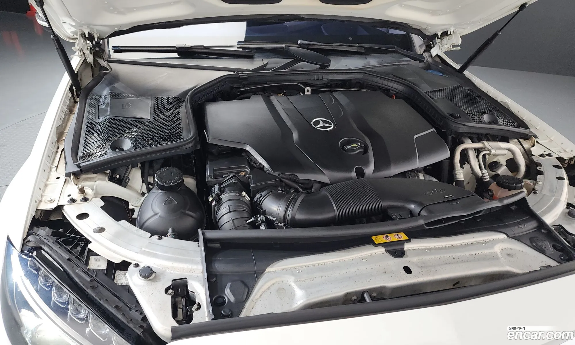 Mercedes-Benz C-Class W205 2017 — 11