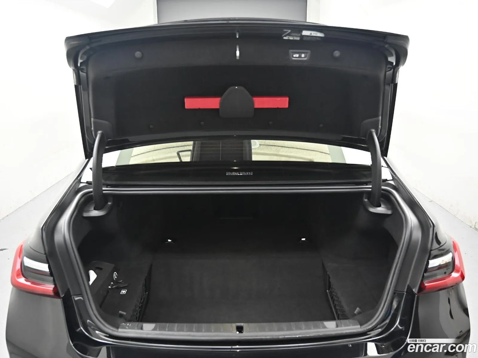 BMW 7 Series 2020 — 10