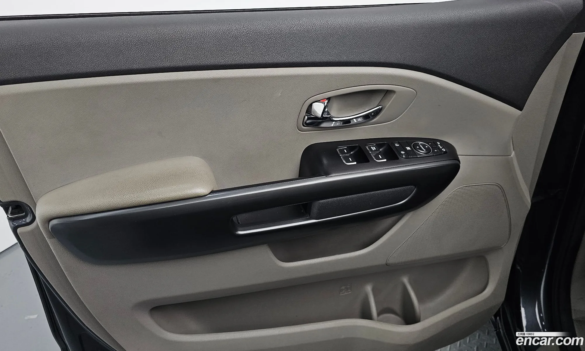 Kia Carnival 2017 — 30