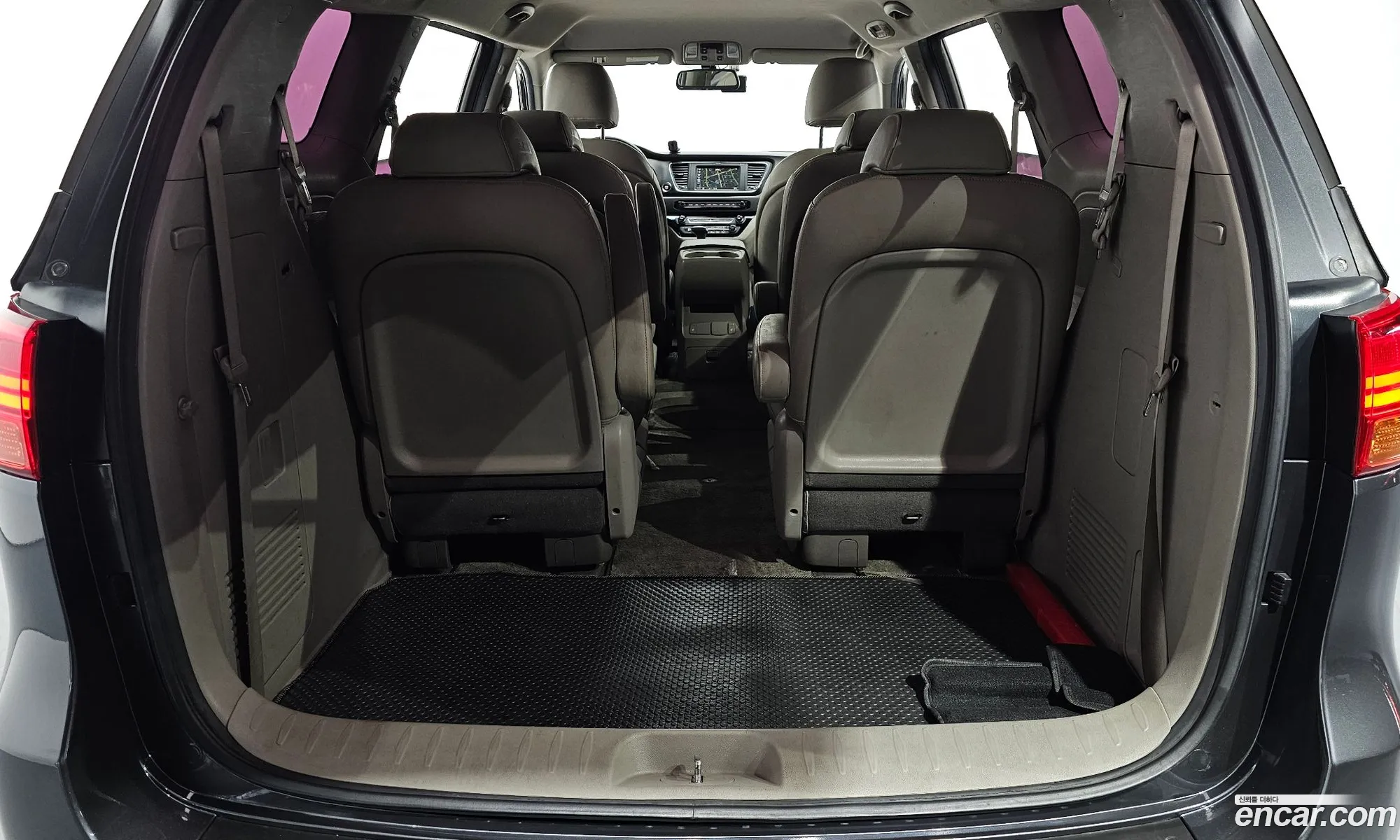 Kia Carnival 2017 — 3