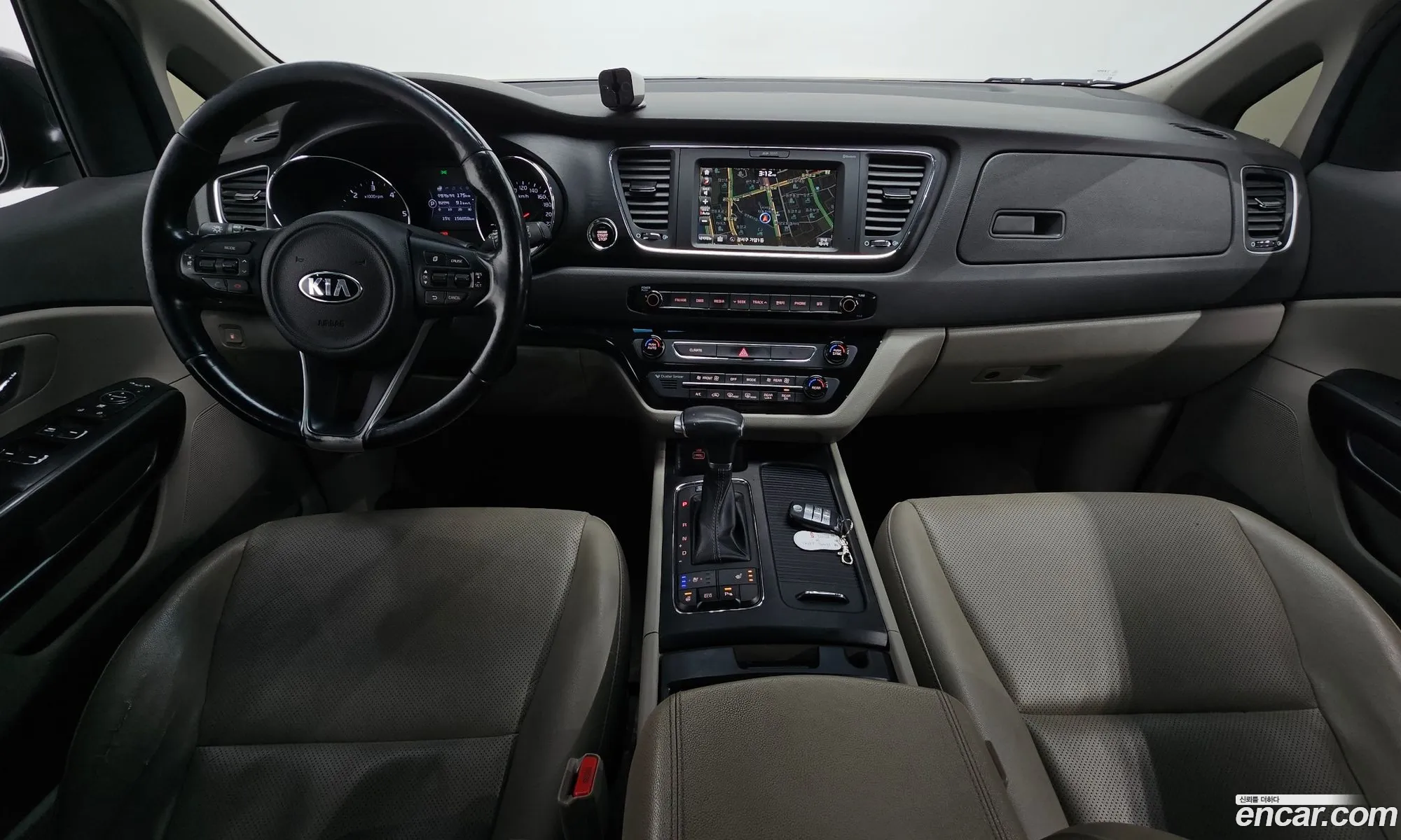 Kia Carnival 2017 — 24