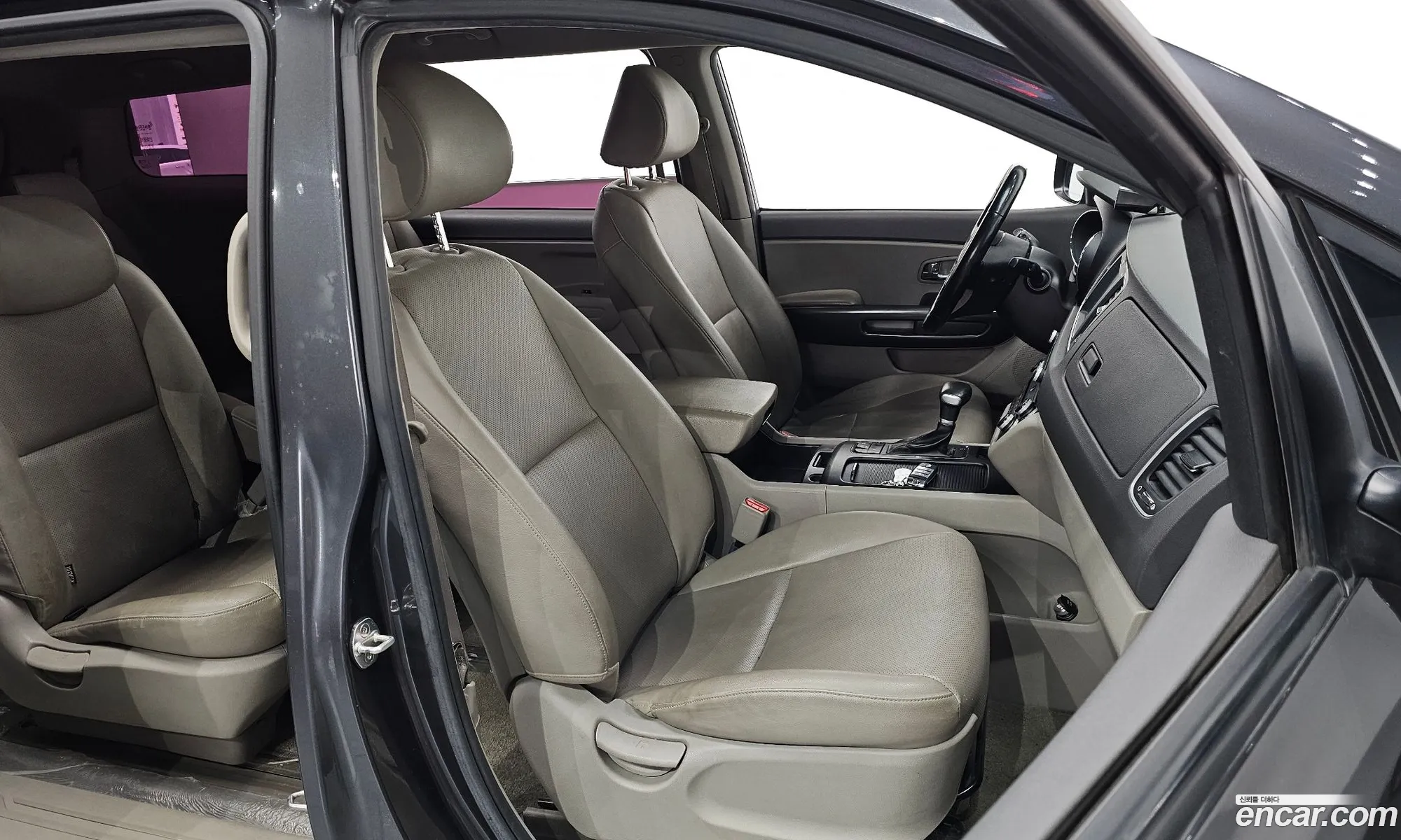 Kia Carnival 2017 — 4
