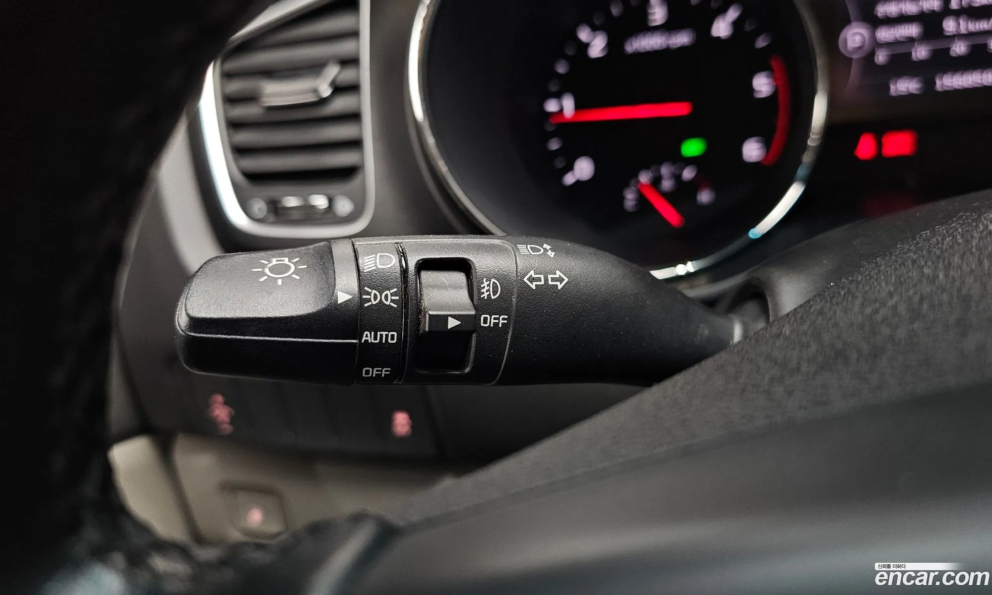 Kia Carnival 2017 — 15