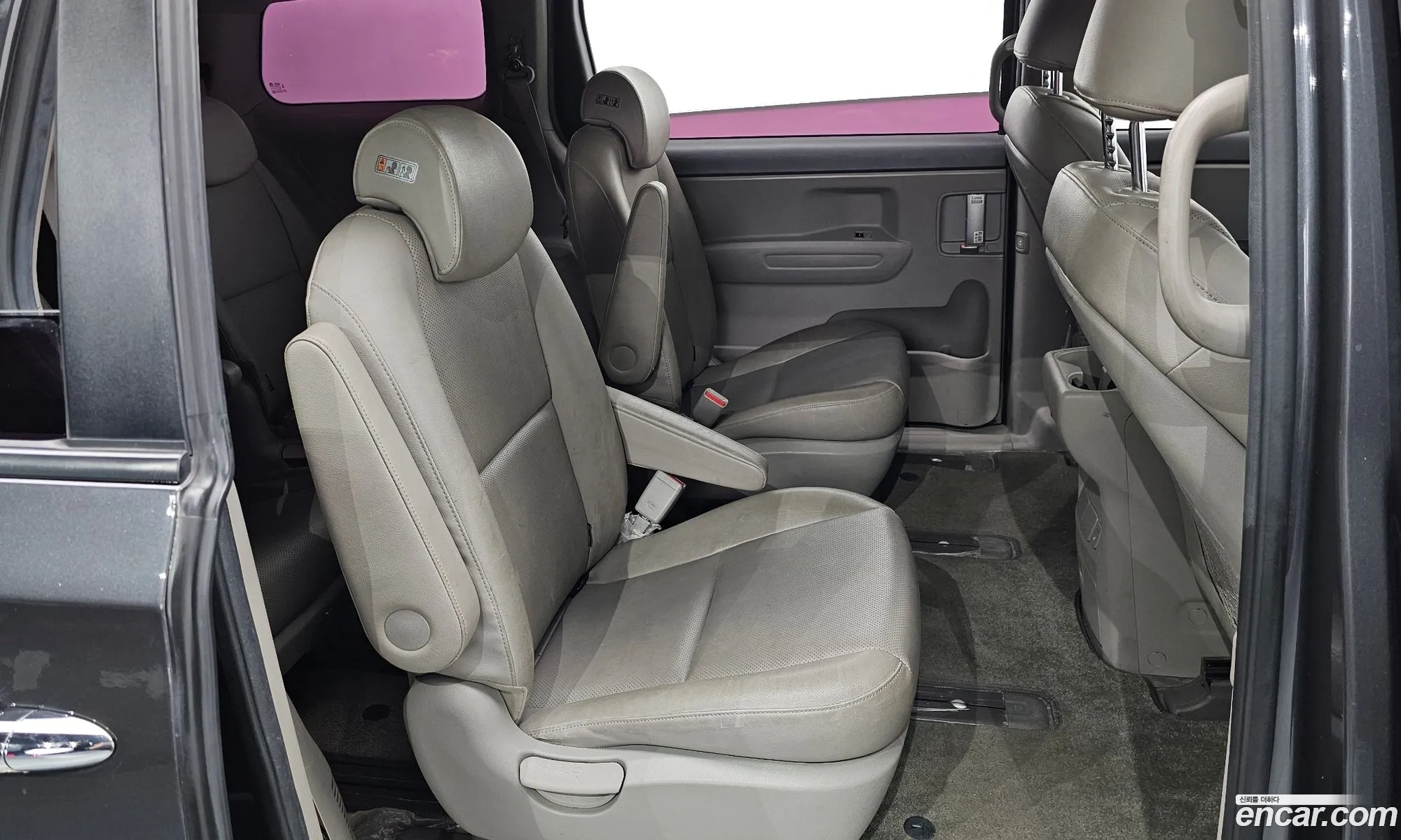 Kia Carnival 2017 — 19