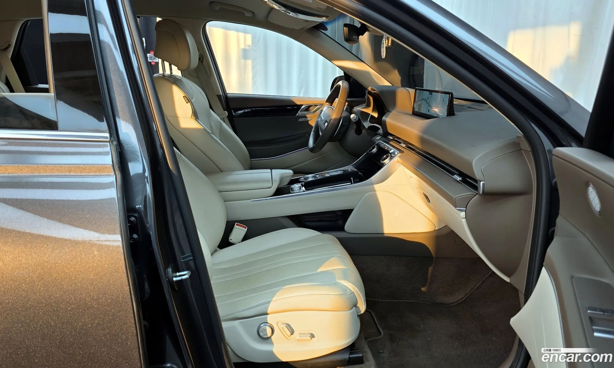 Genesis GV80 2022 — 16
