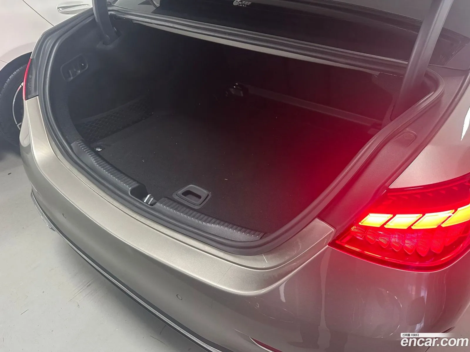 Mercedes-Benz C-Class W206 2022 — 11