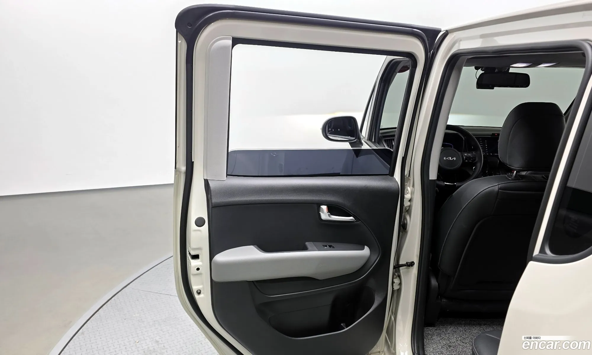 Kia Kia Ray 2024 — 30