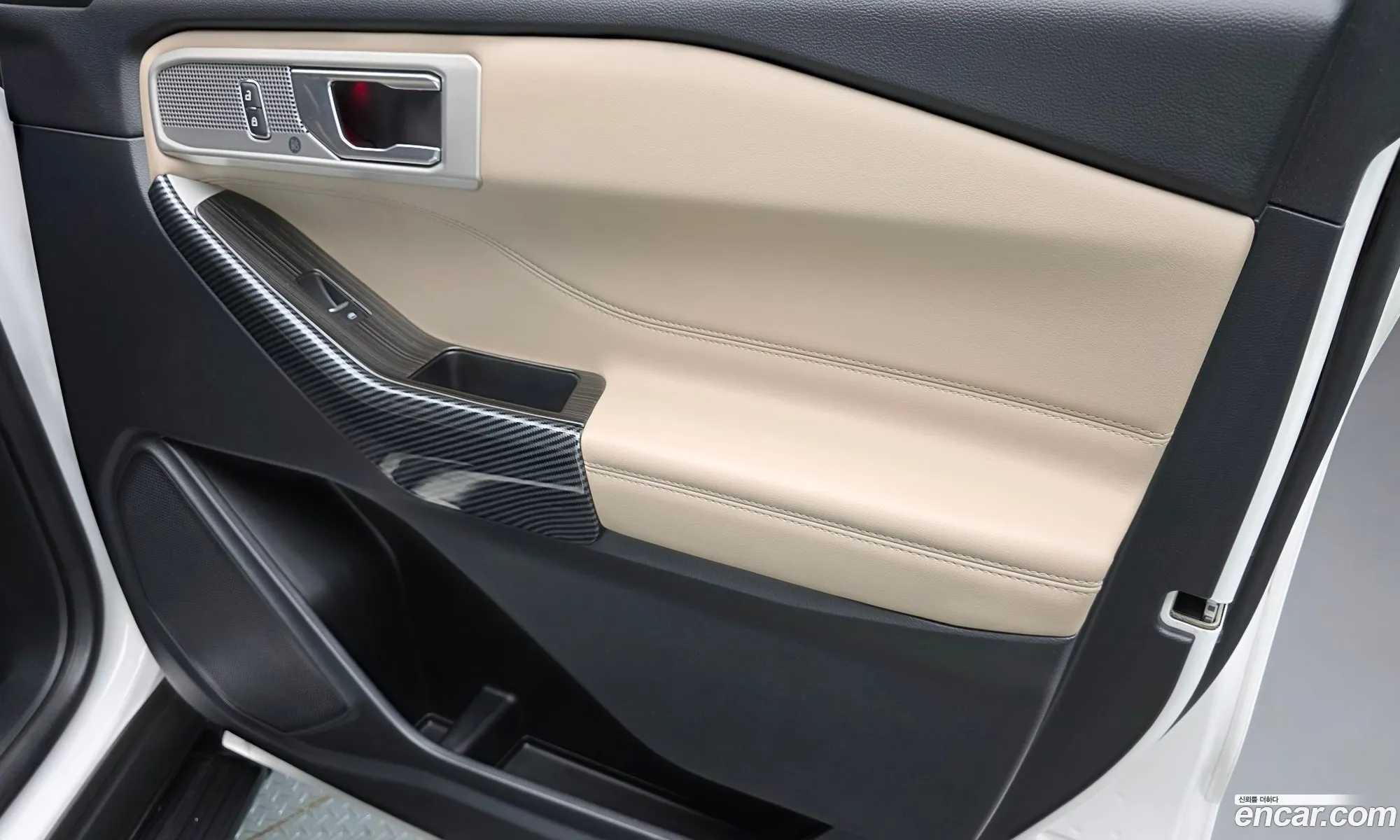 Ford Explorer 6th Gen 2020 1FMSK8FH7LGC71210 — 23