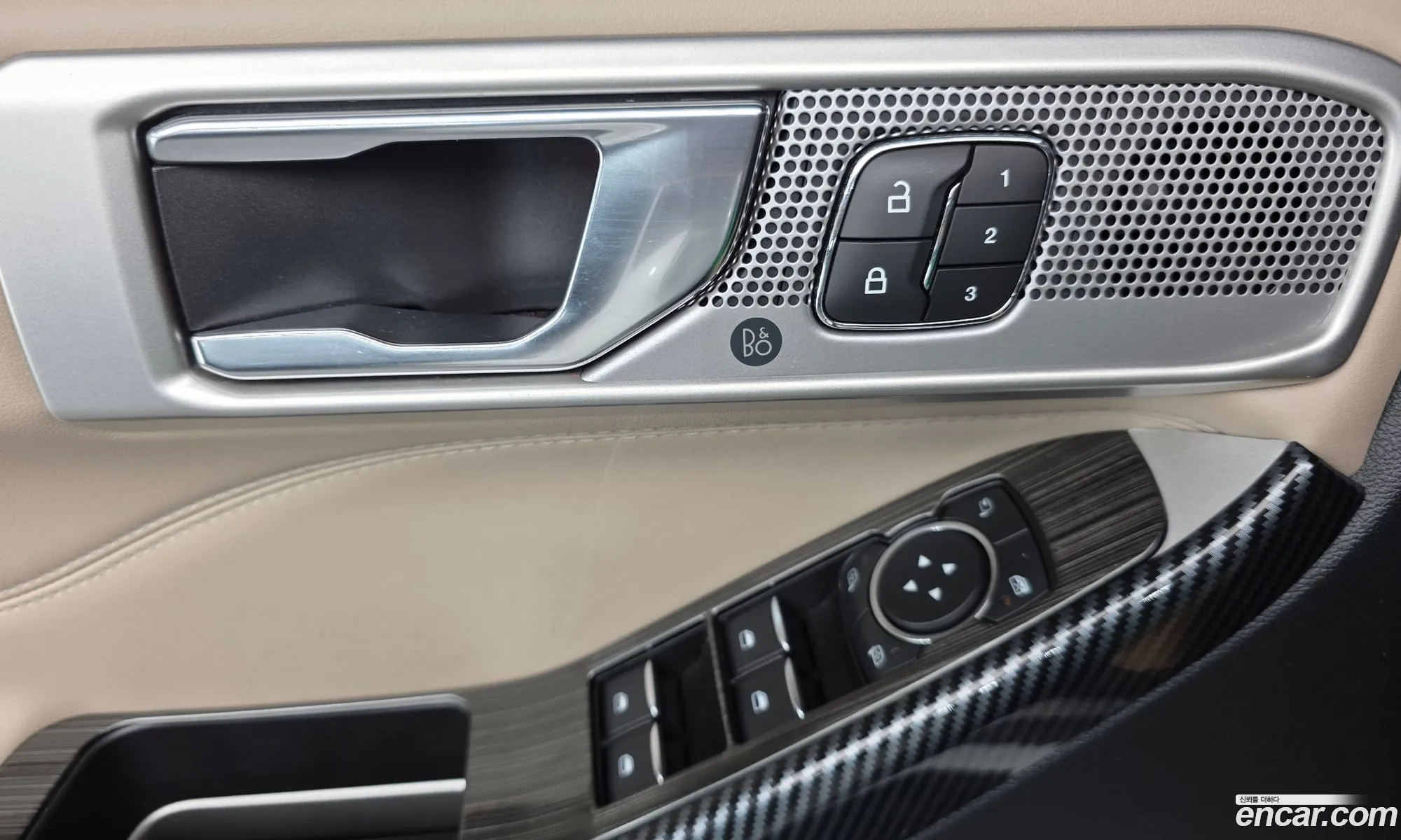 Ford Explorer 6th Gen 2020 1FMSK8FH7LGC71210 — 37