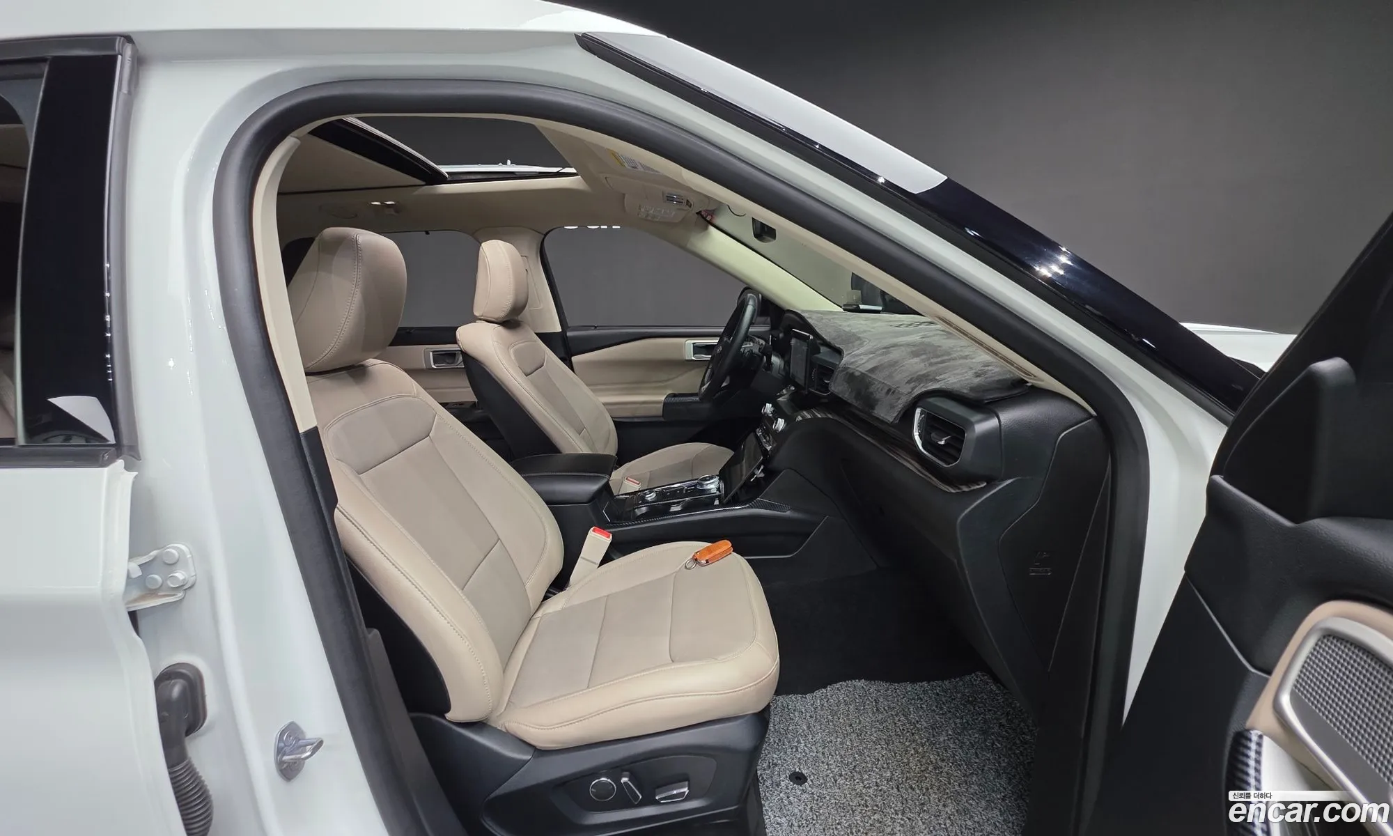 Ford Explorer 6th Gen 2020 1FMSK8FH7LGC71210 — 19
