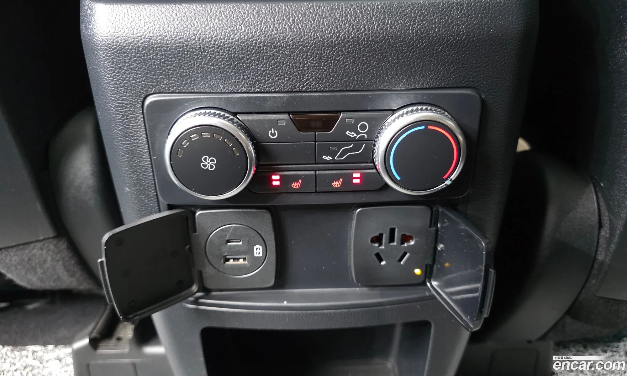 Ford Explorer 6th Gen 2020 1FMSK8FH7LGC71210 — 10
