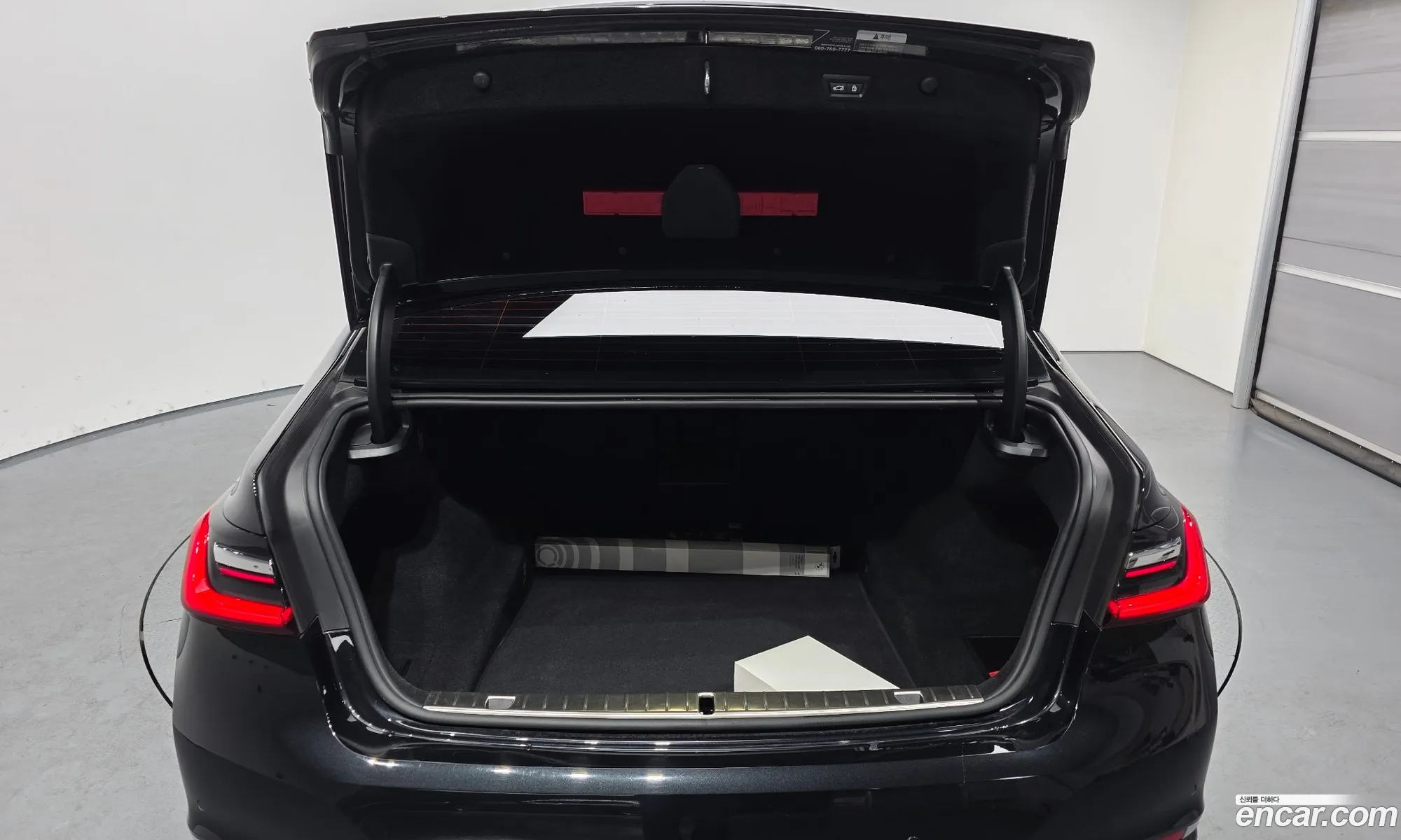 BMW 7 Series 2021 WBA7B8101MCG83448 — 17