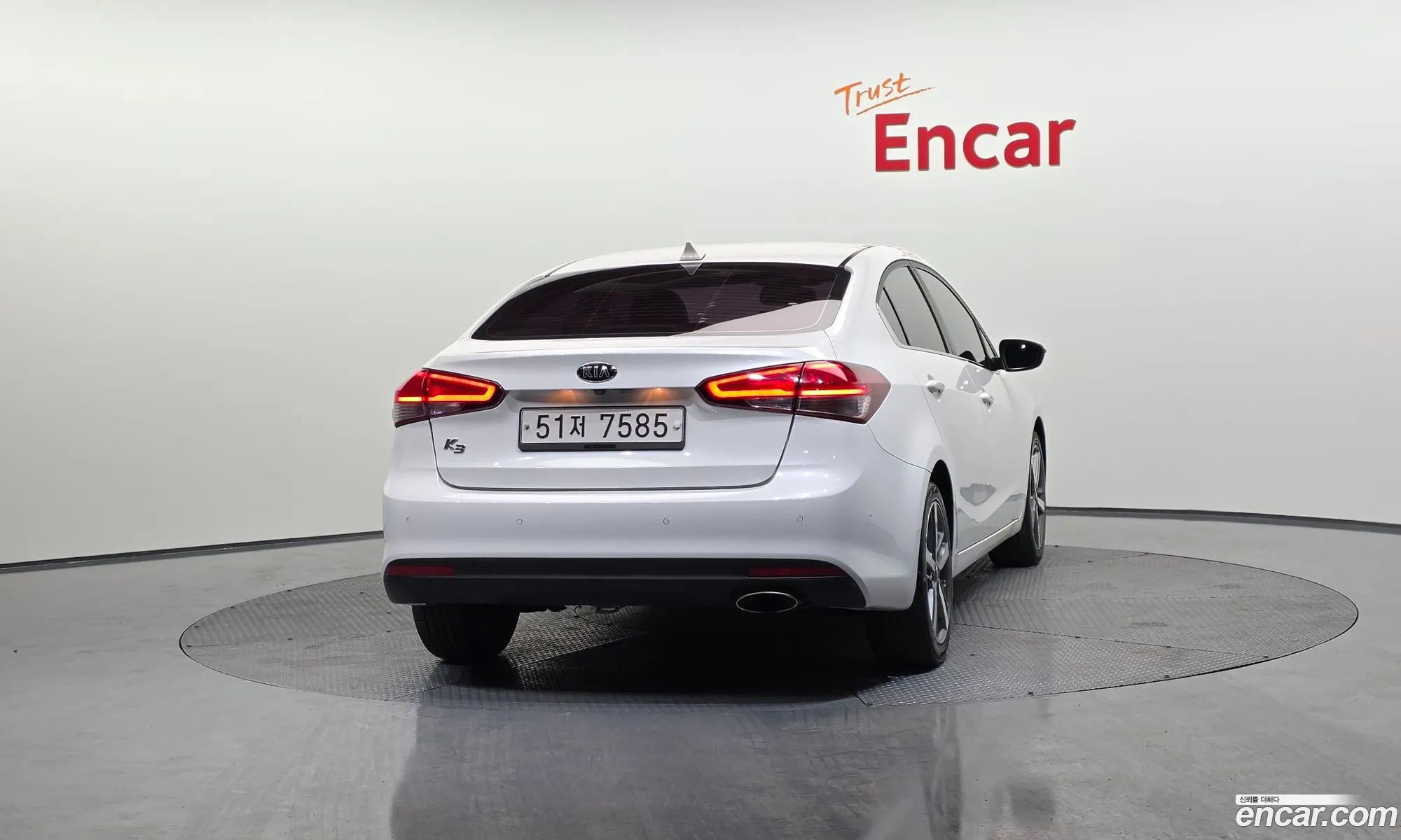 Kia K3 2015 — 6
