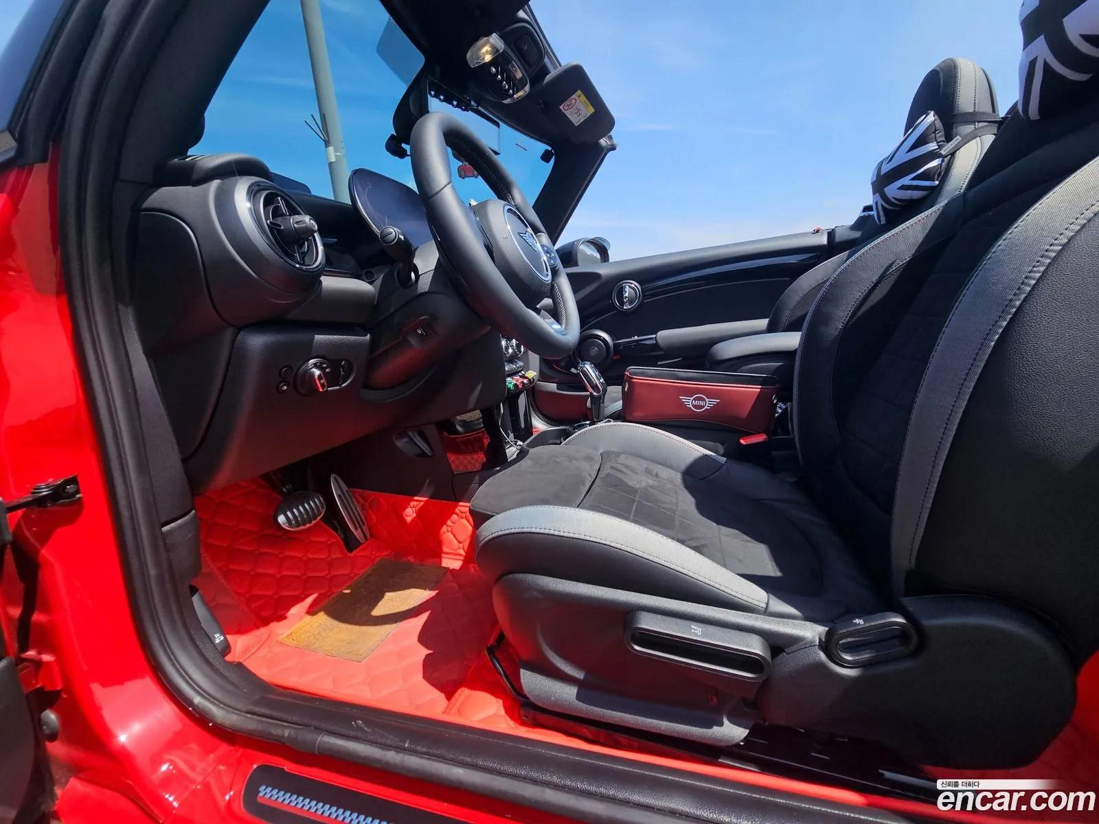 Mini Cooper S Convertible 2024 — 6