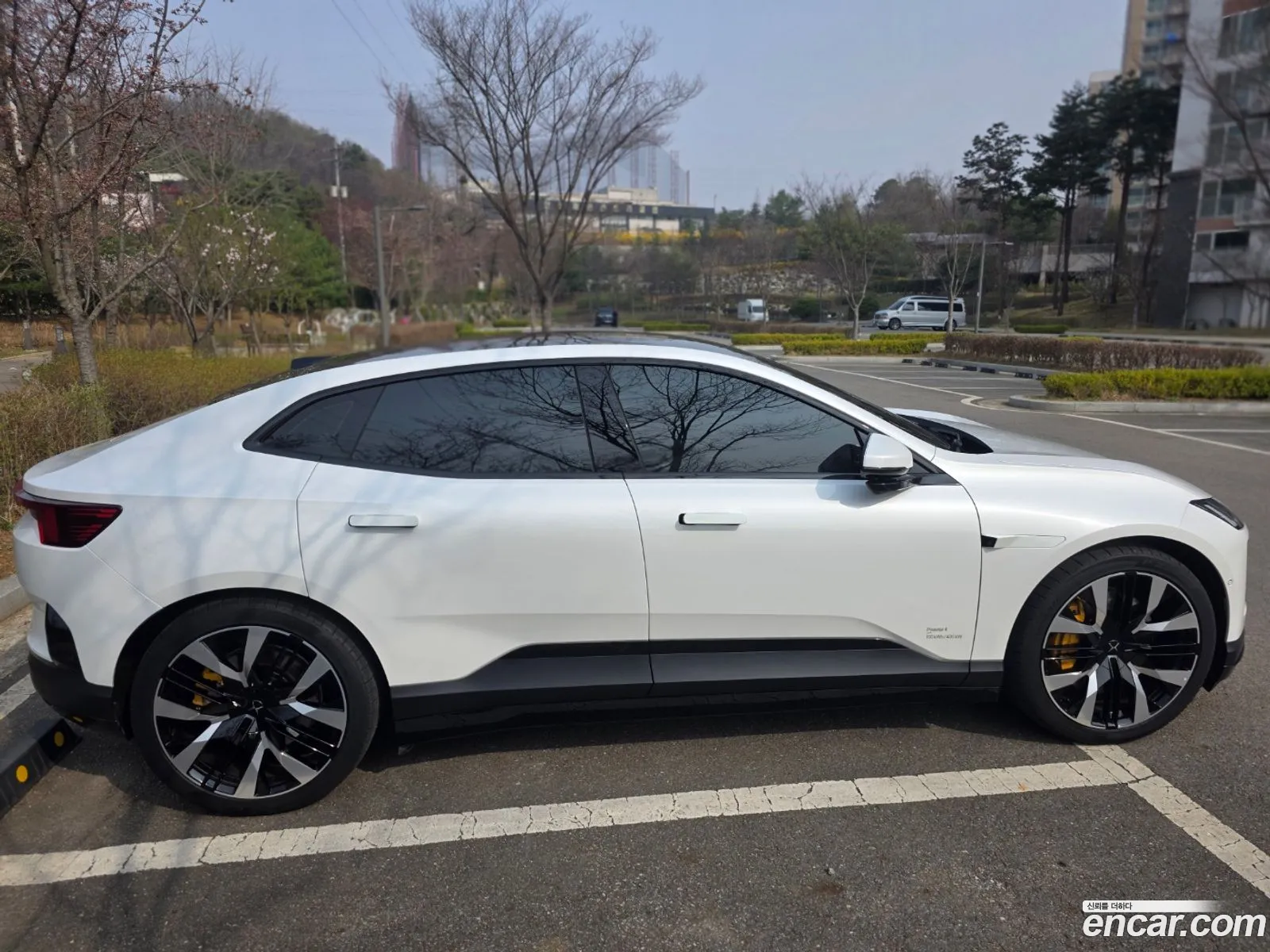 Polestar Polestar 4 2025 — 2