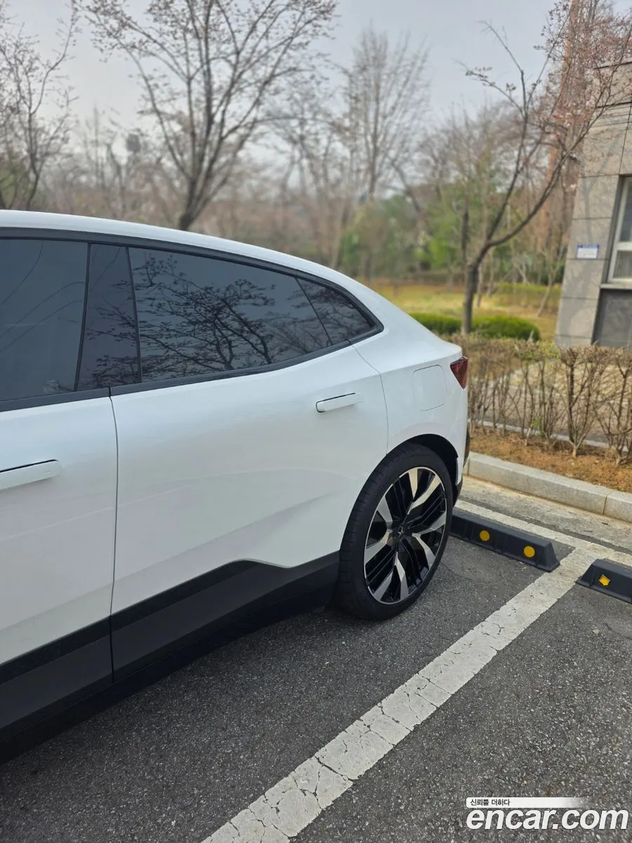 Polestar Polestar 4 2025 — 4