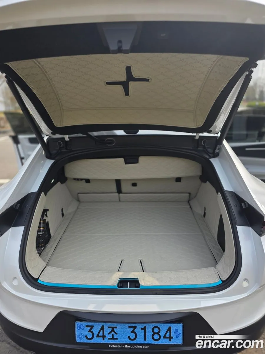 Polestar Polestar 4 2025 — 9