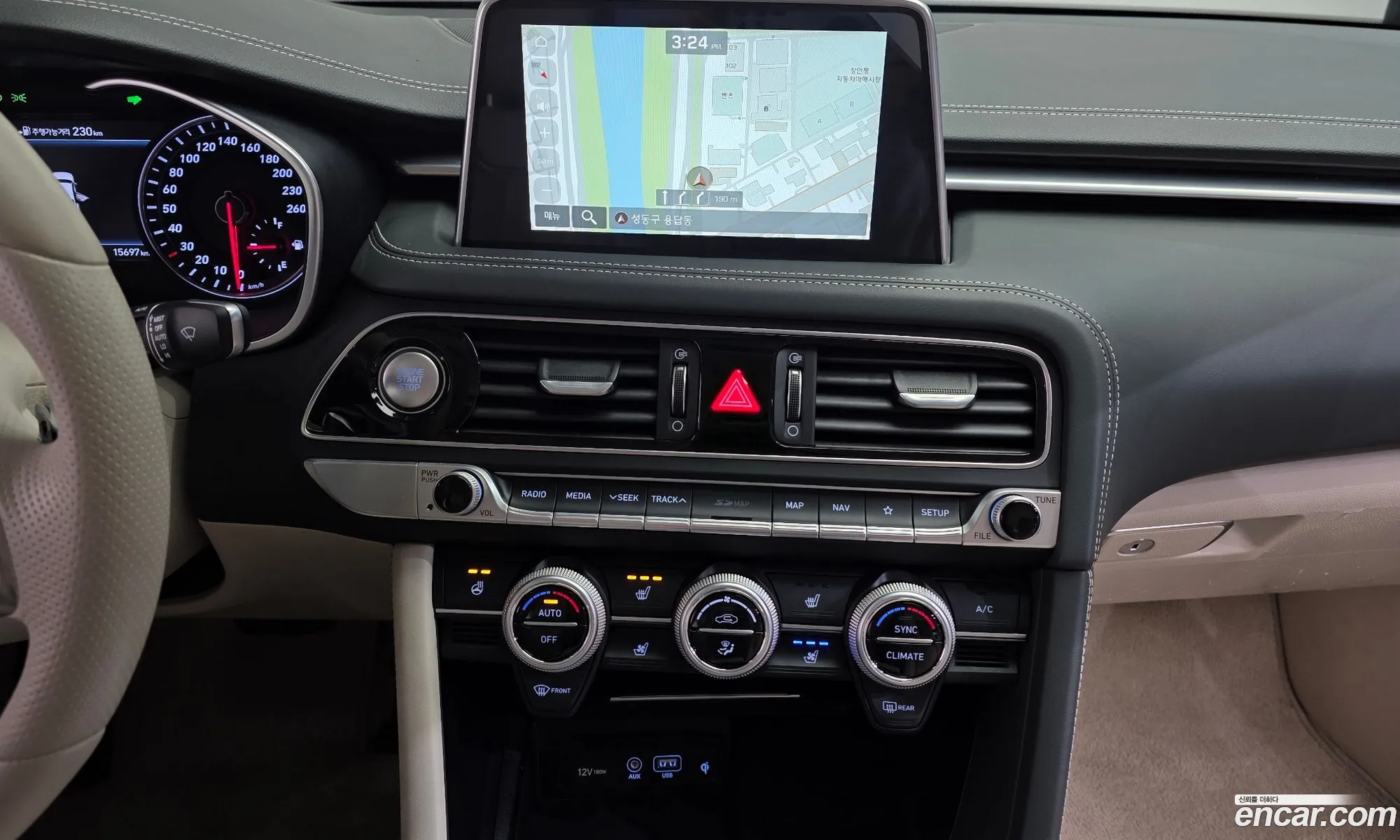 Genesis G70 2018 KMTG341ADJU009636 — 15
