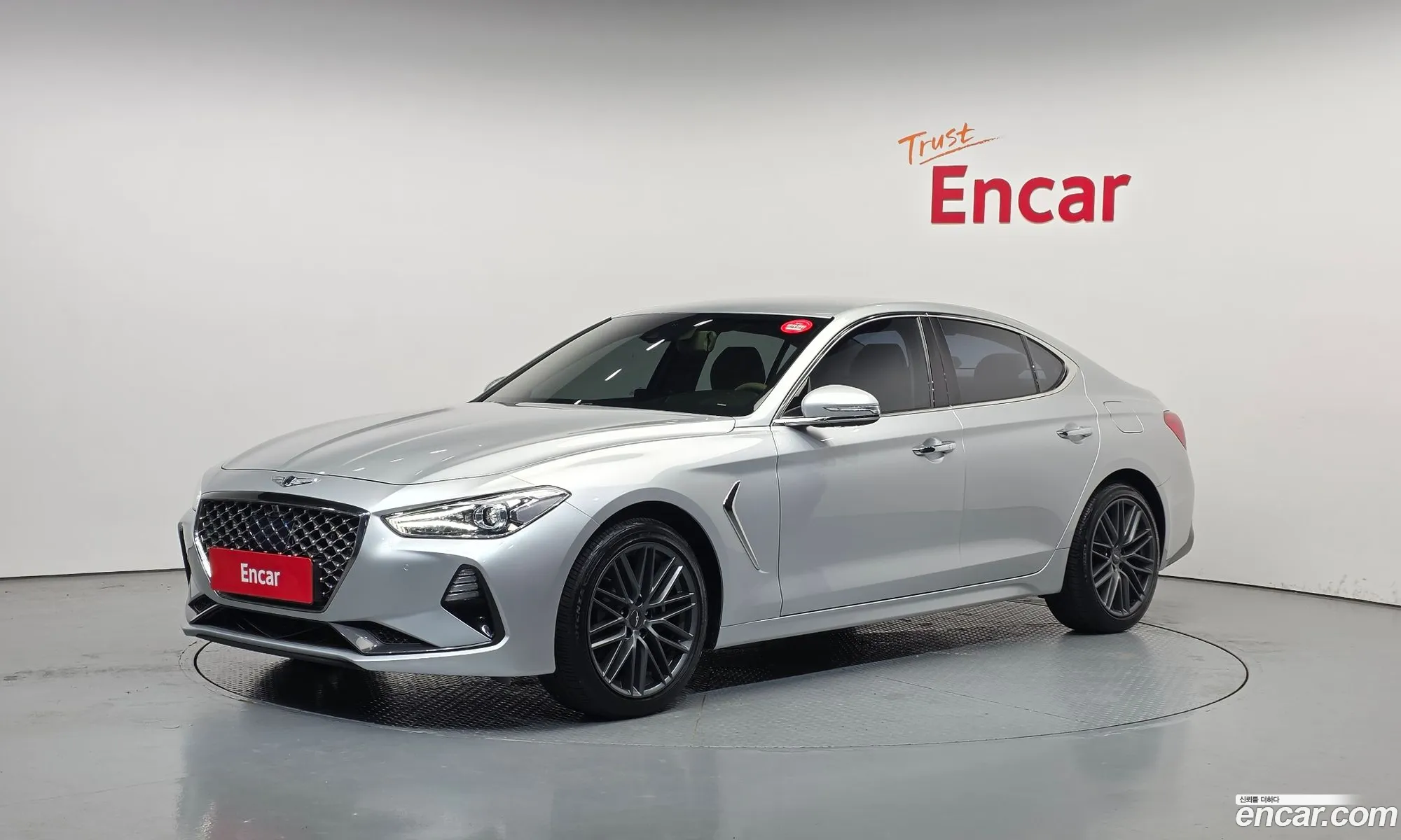 Genesis G70 2018 KMTG341ADJU009636 — 10