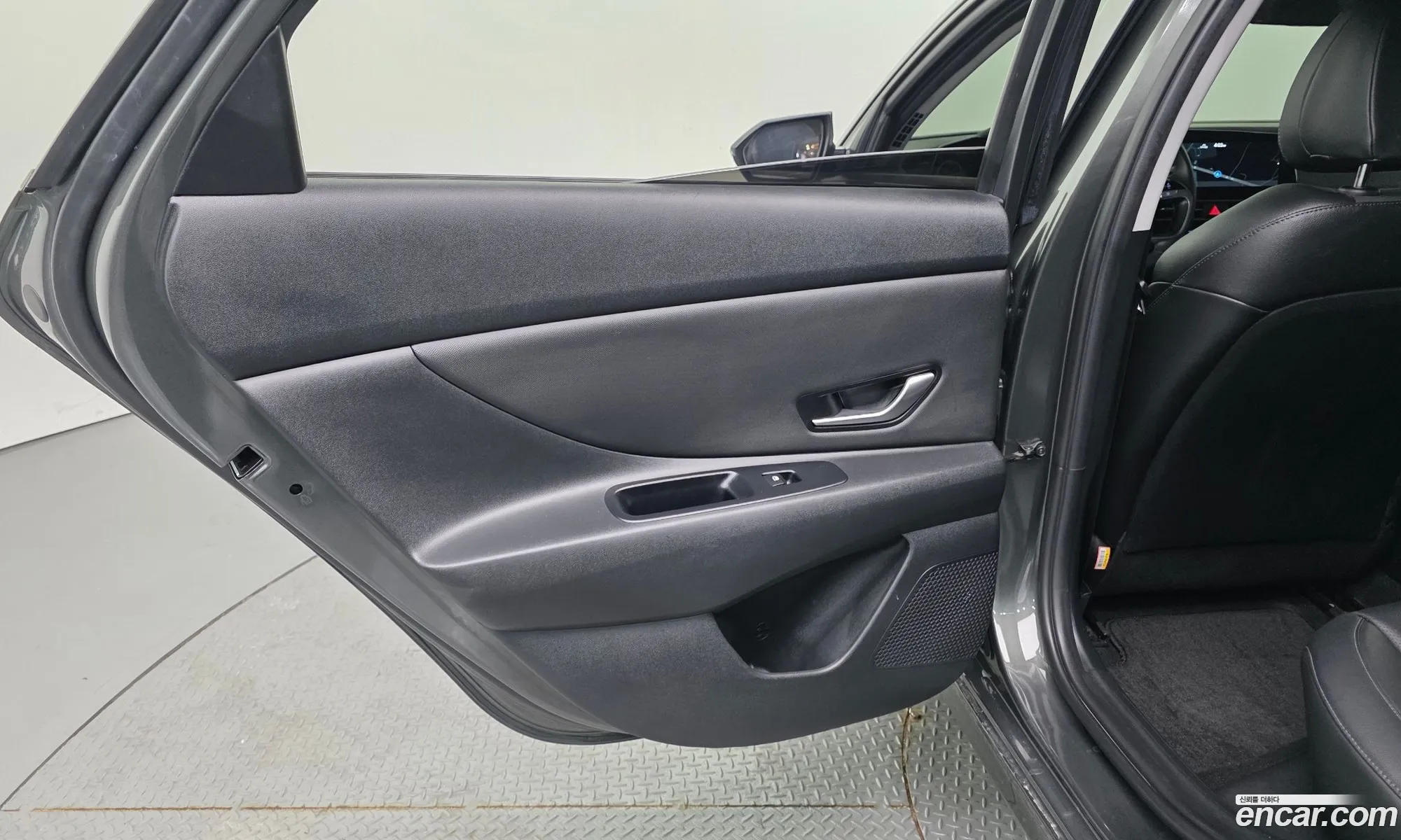 Hyundai Elantra 2021 — 31