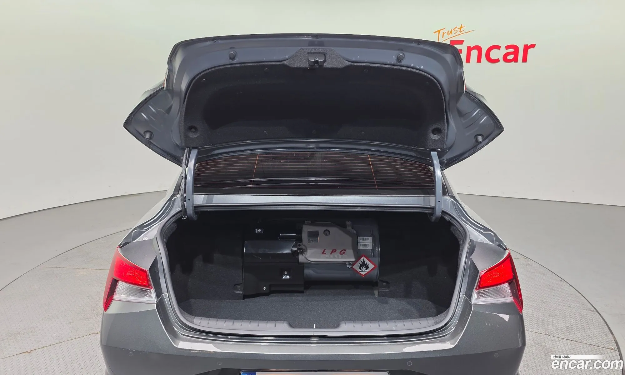 Hyundai Elantra 2021 — 25